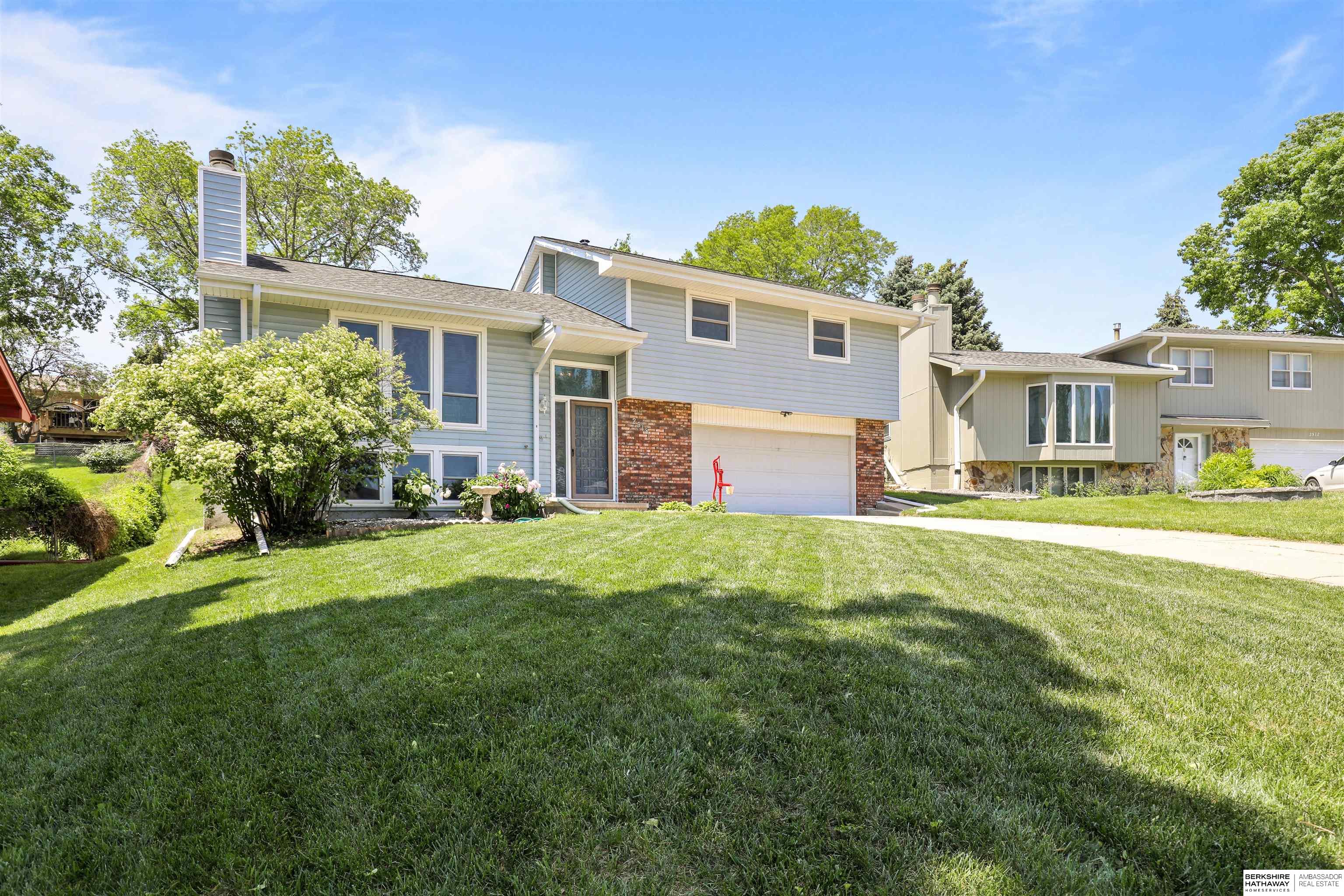 2518 S 161st Circle