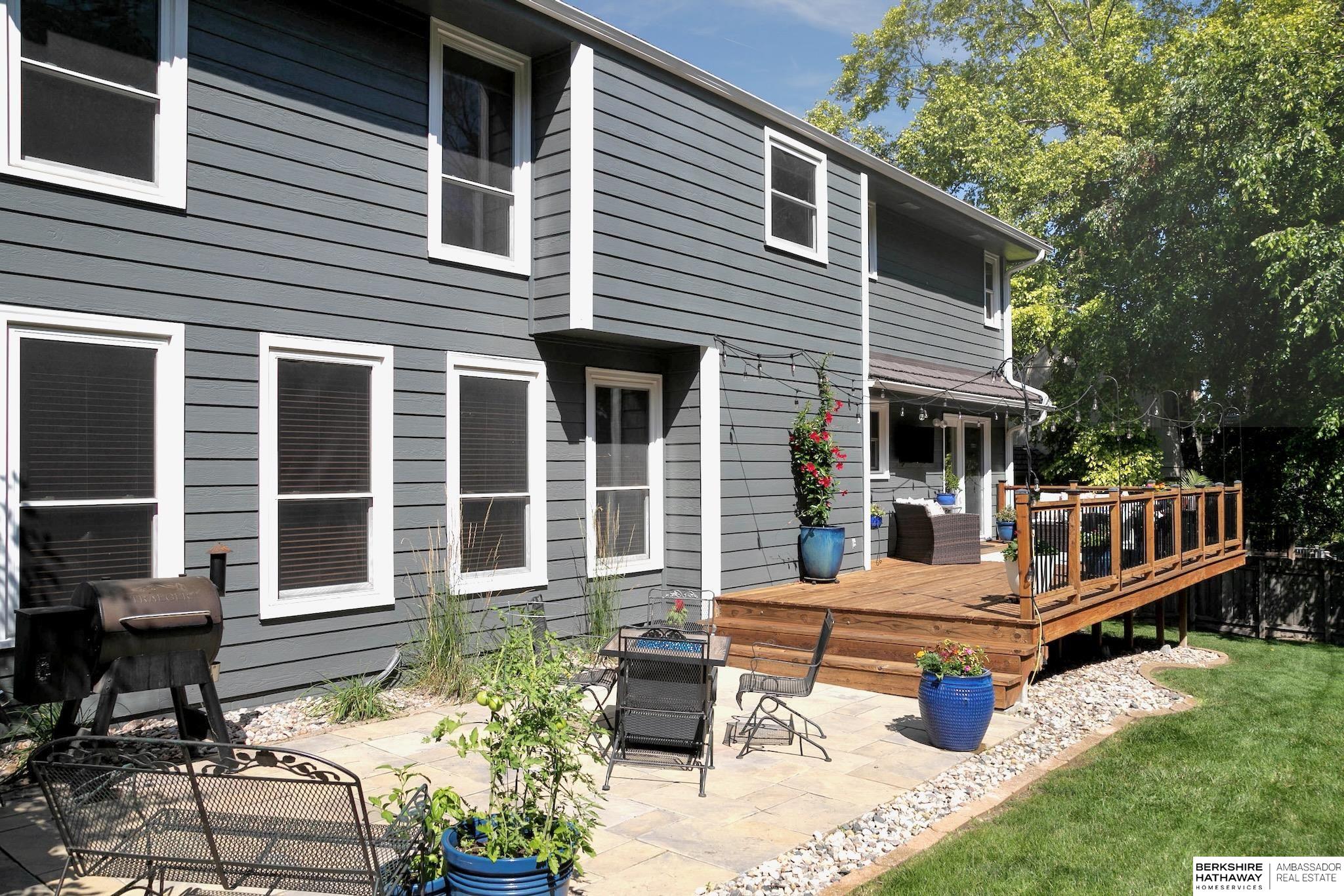 1643 S 154th Street