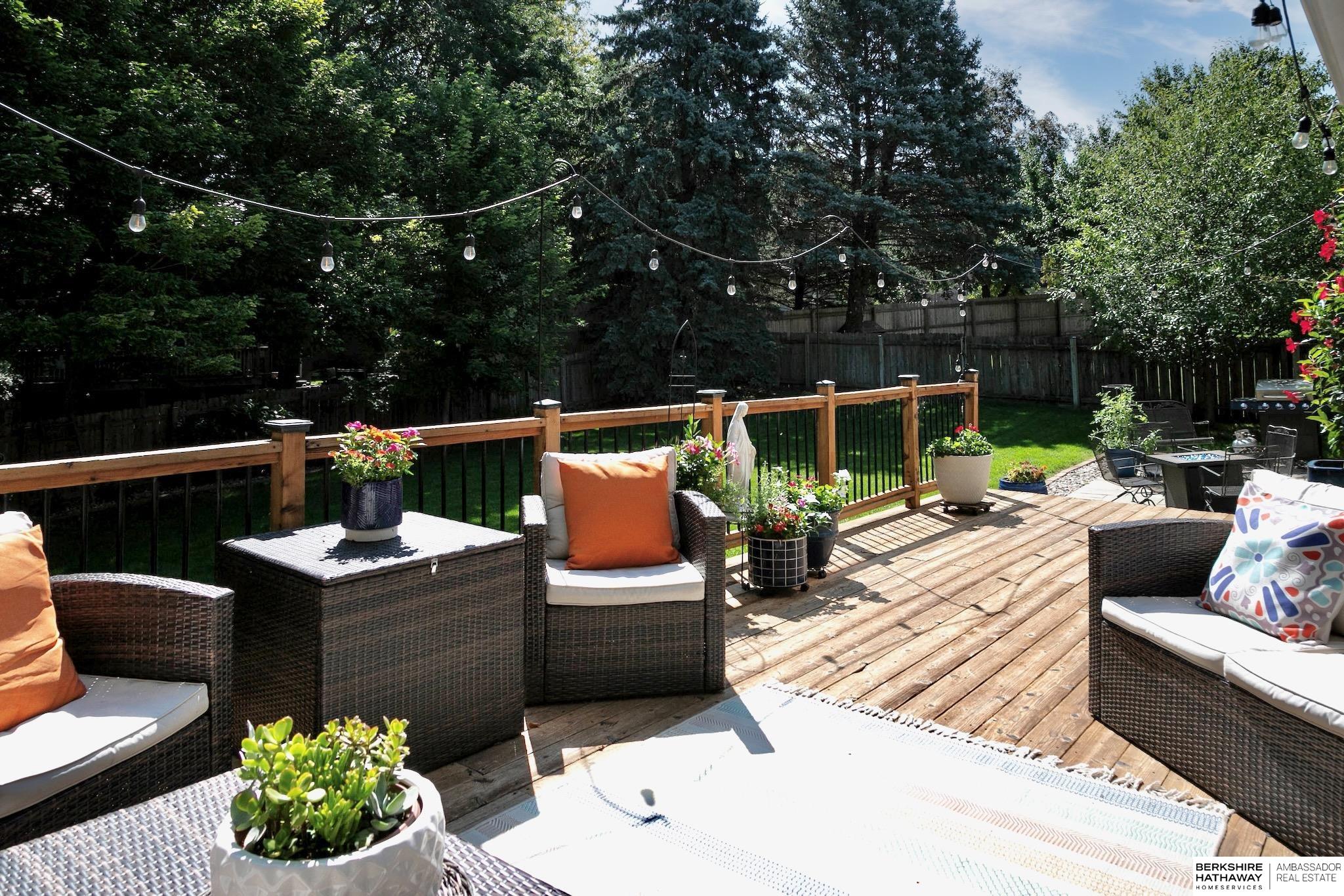 1643 S 154th Street