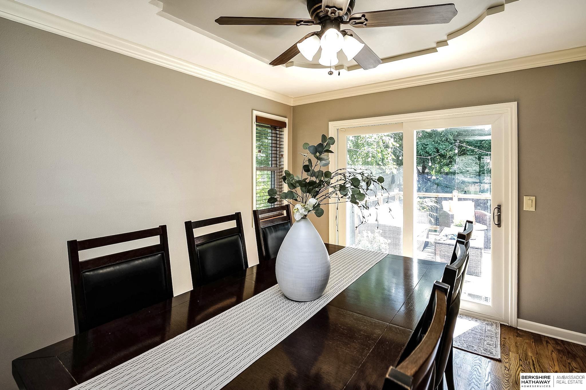 1643 S 154th Street