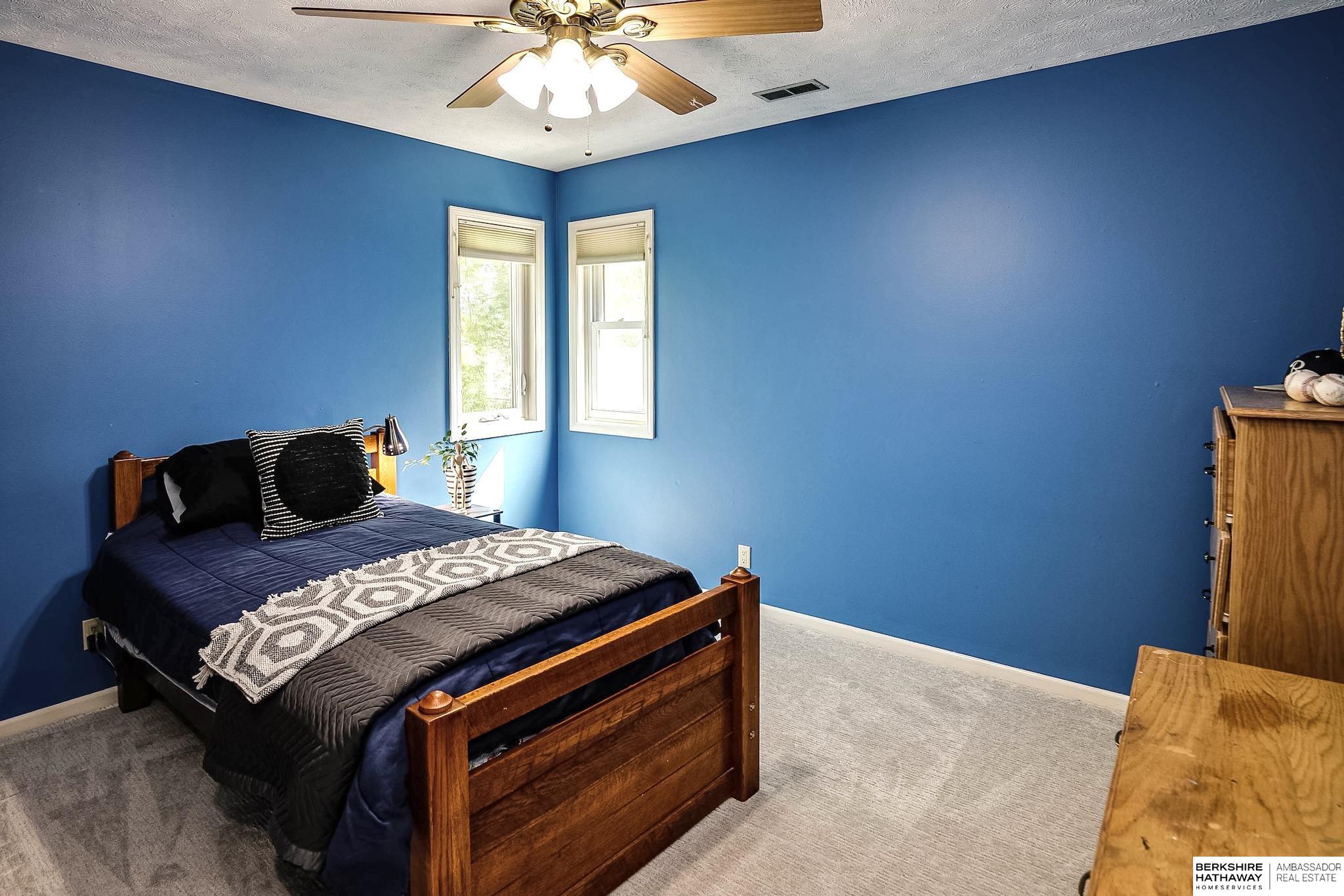 1643 S 154th Street