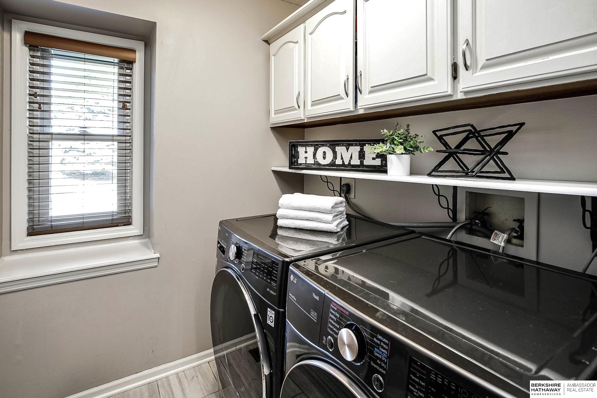 1643 S 154th Street