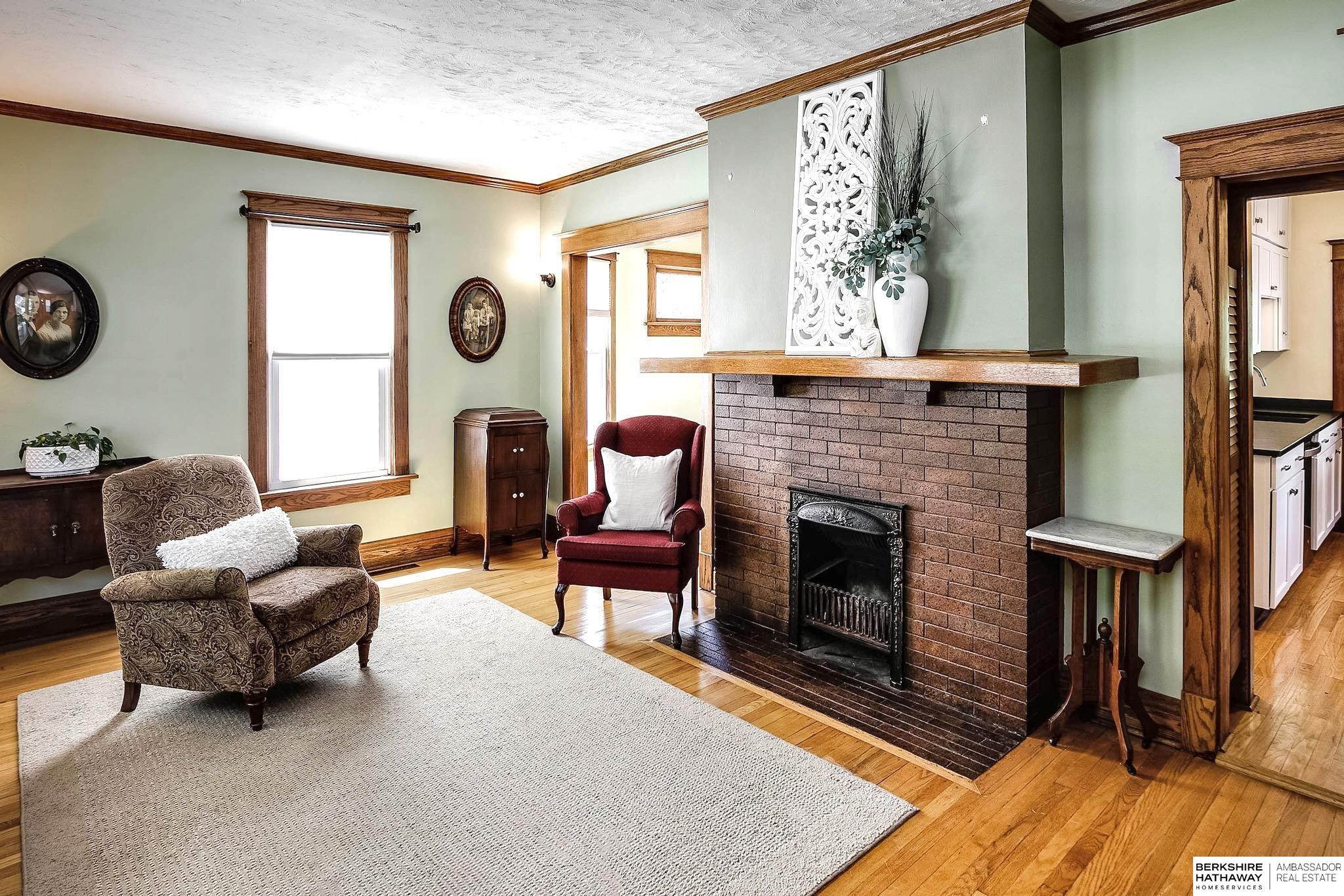 1106 S 33rd Street