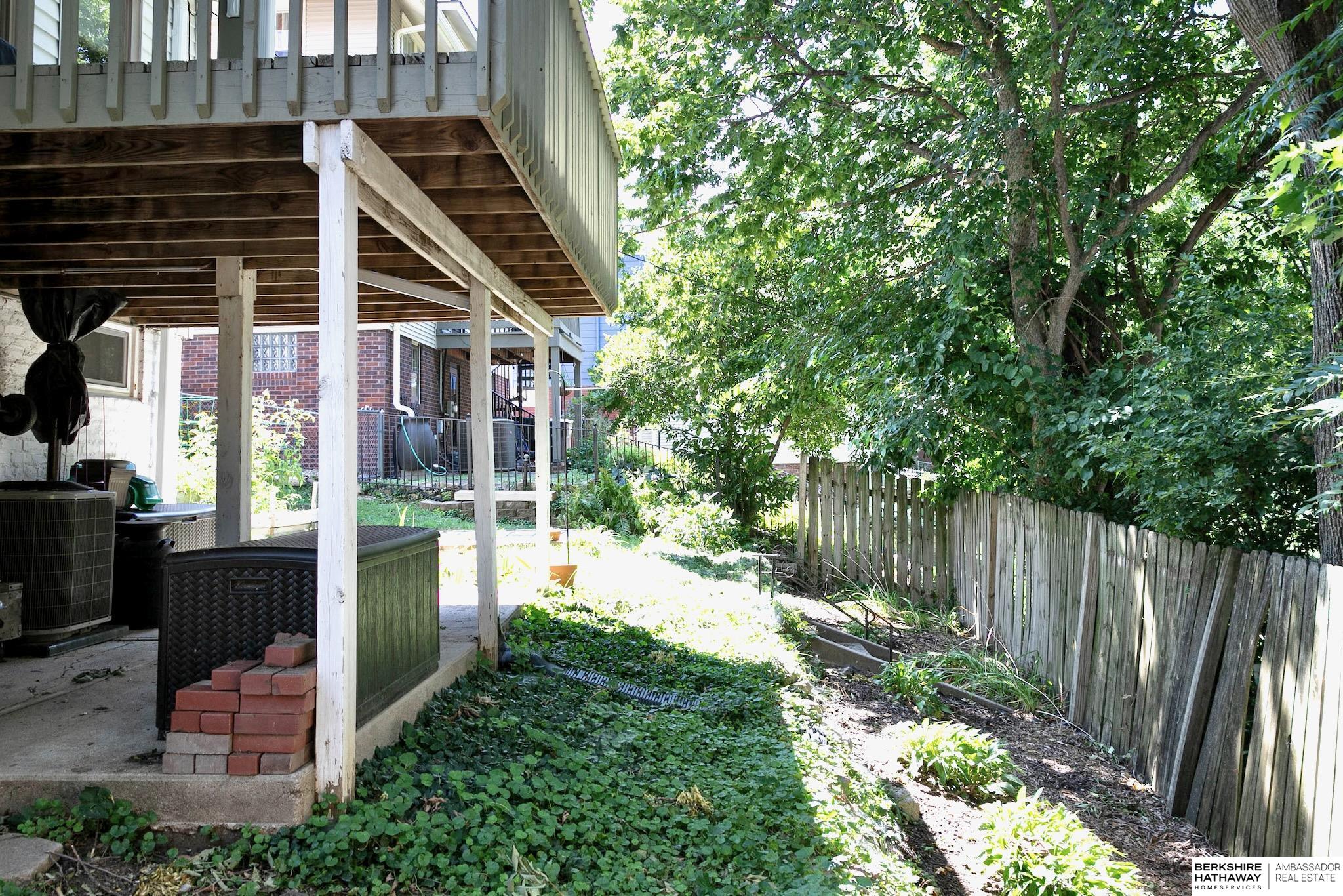 1106 S 33rd Street