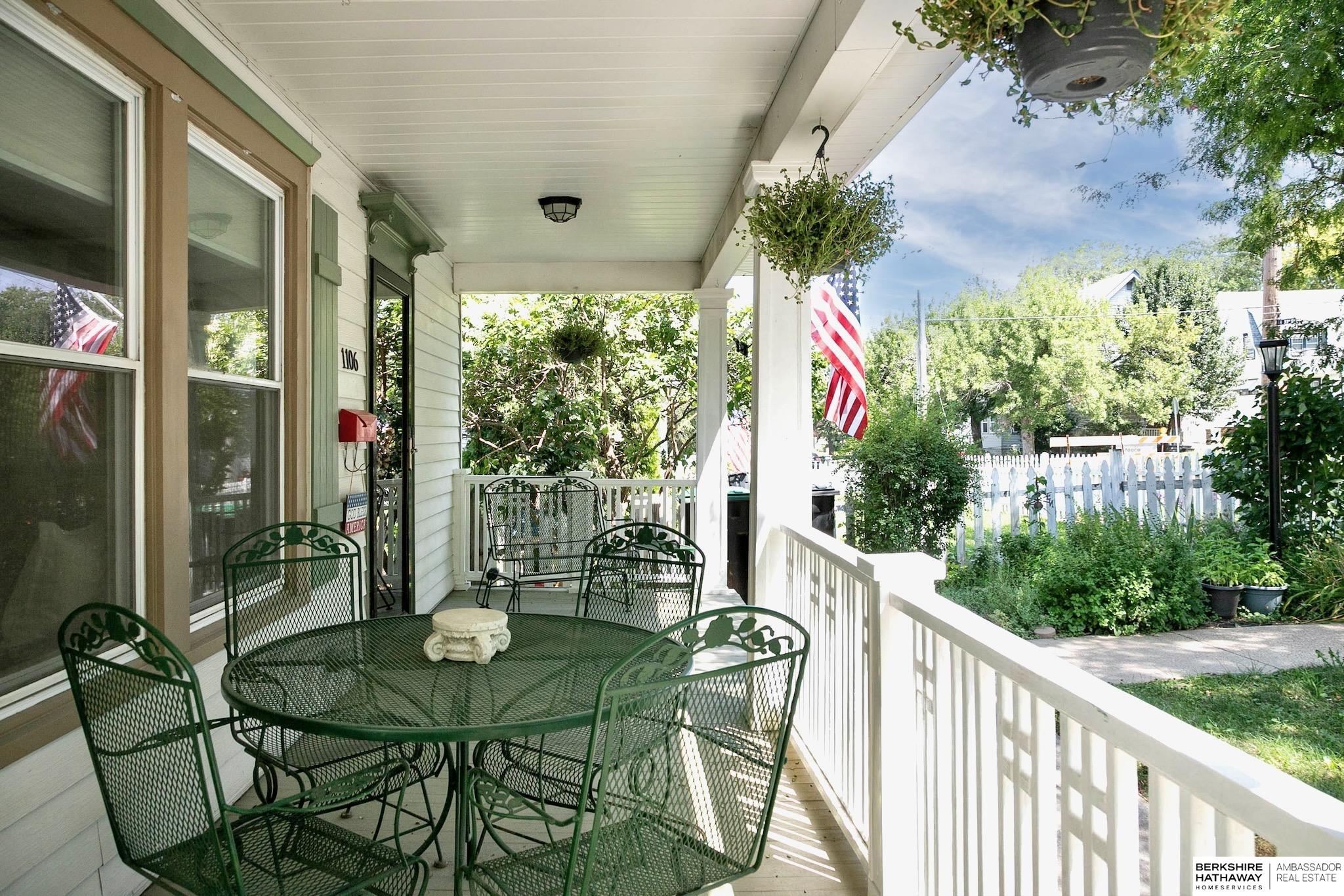 1106 S 33rd Street