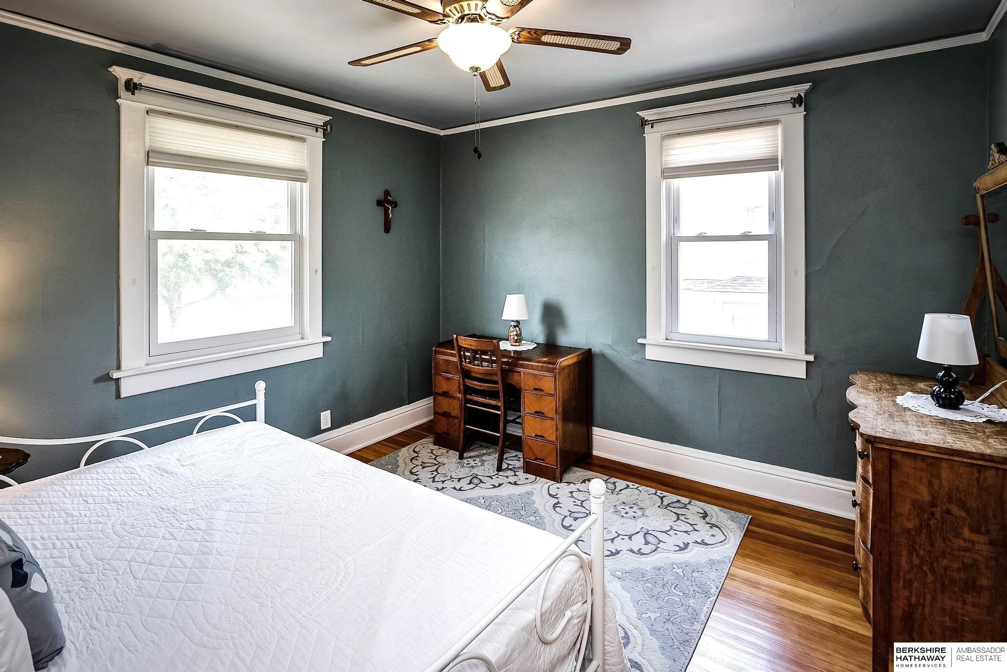1106 S 33rd Street