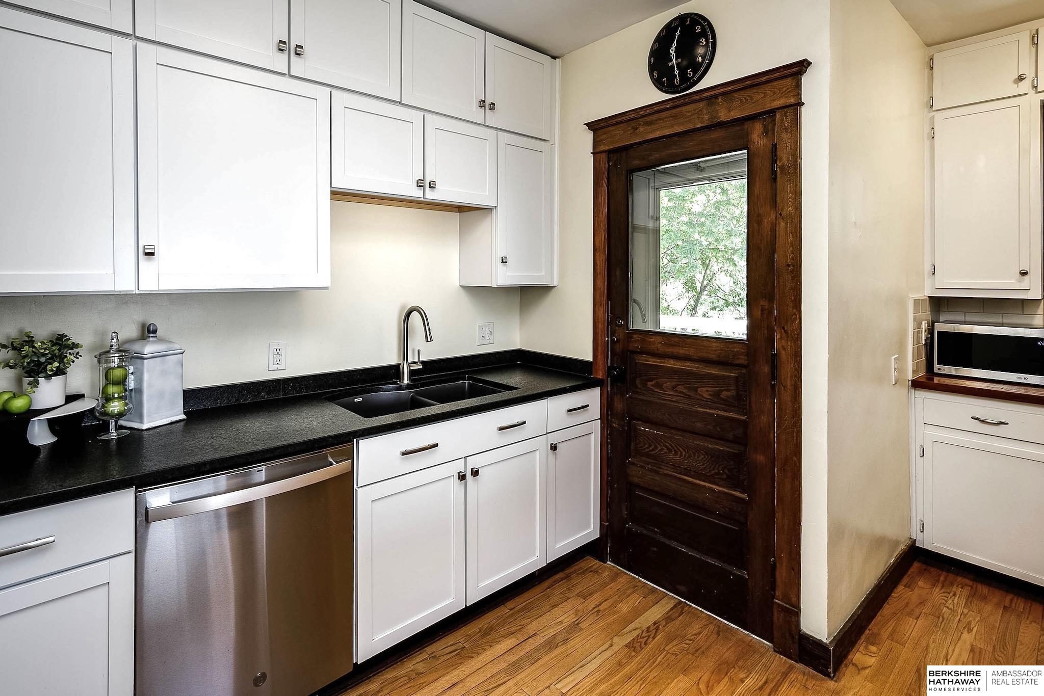 1106 S 33rd Street