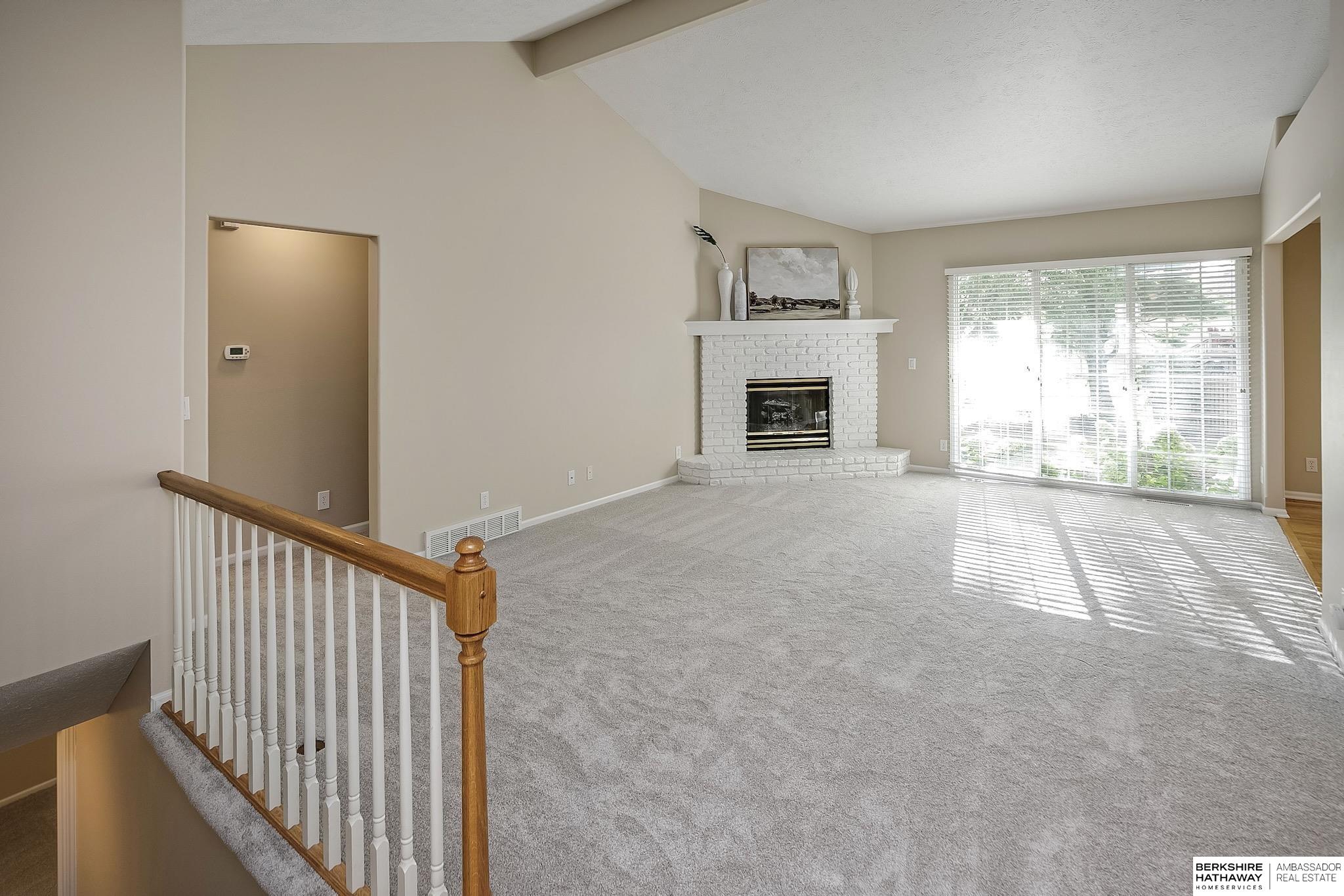 3323 N 122nd Circle