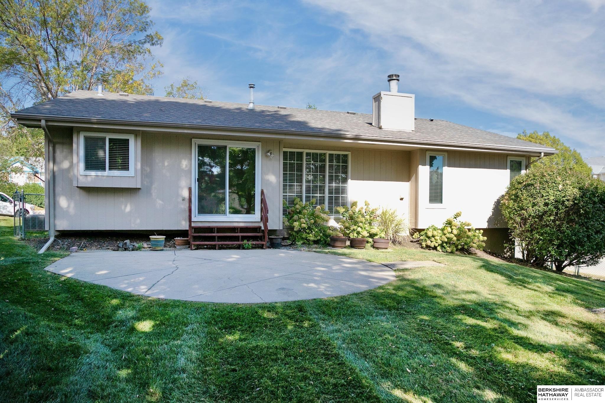 3323 N 122nd Circle