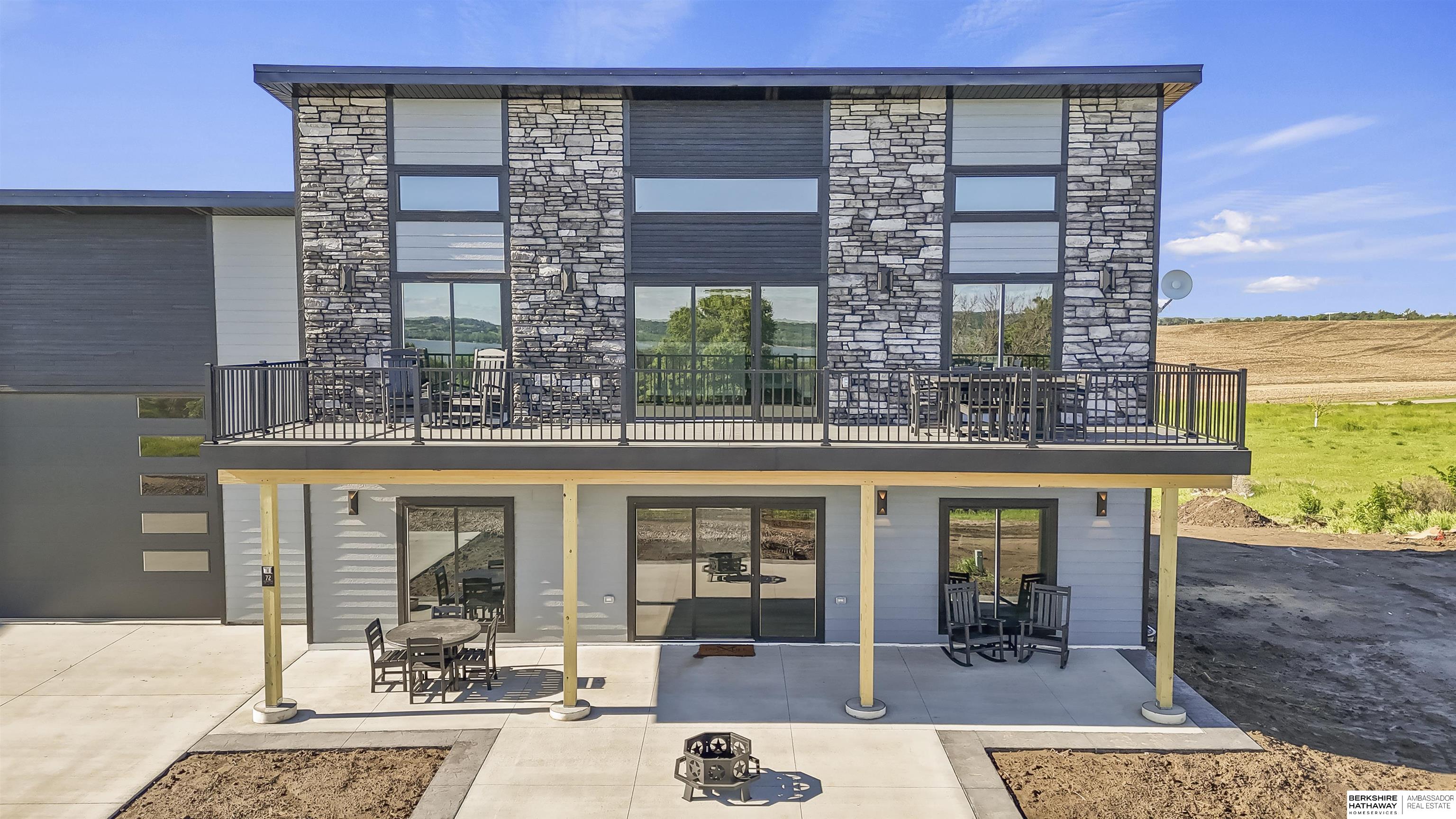 72 Oak Ridge Road