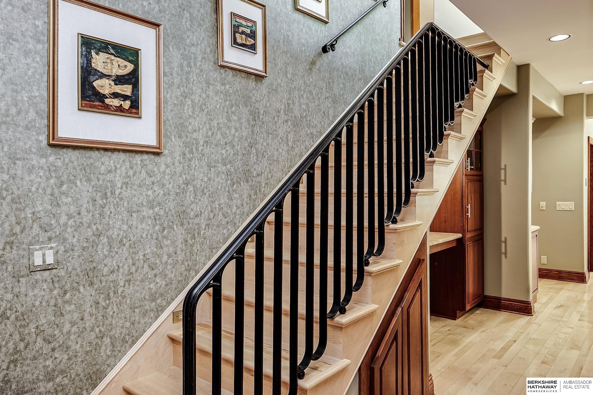 1108 S 113th Plaza