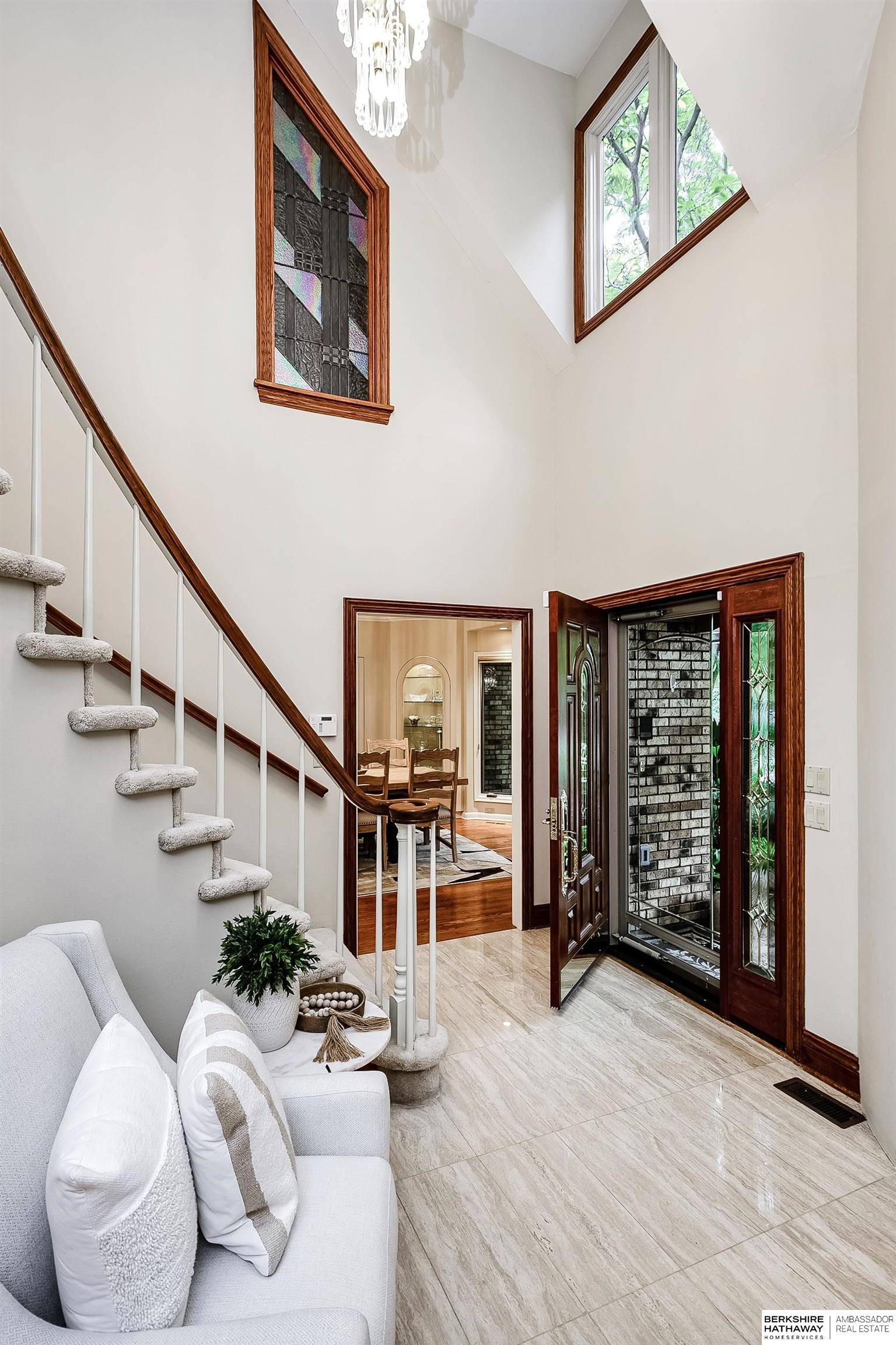 1108 S 113th Plaza