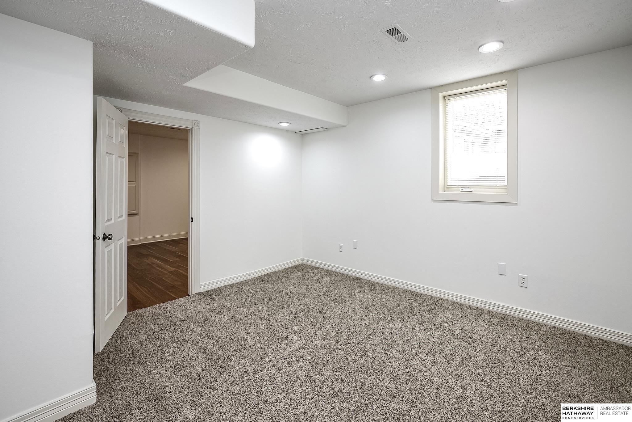 2701 N 159th Street