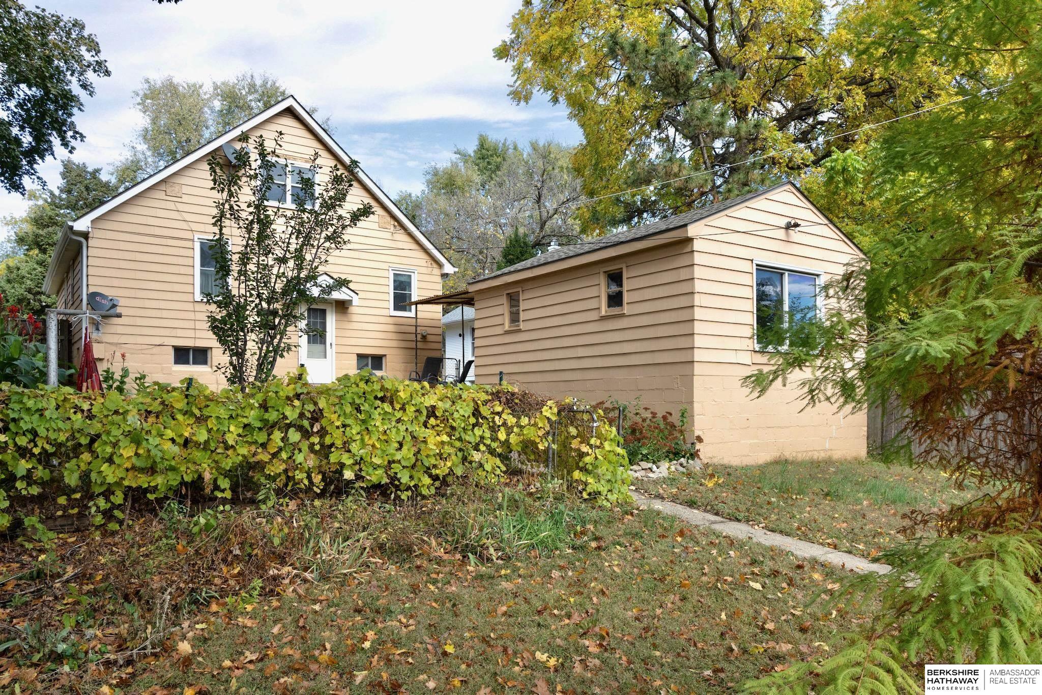 5611 Cedar Street