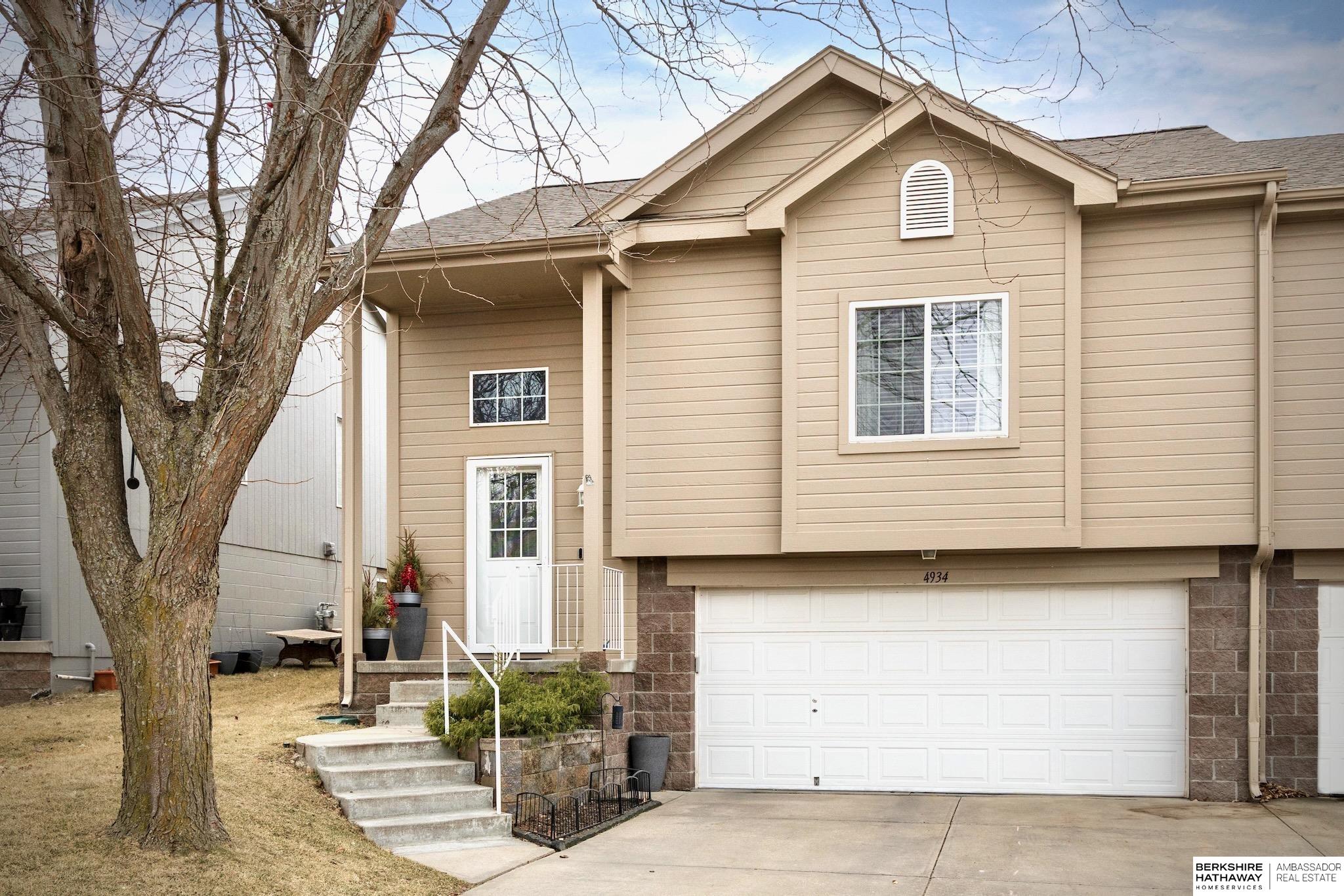 4934 S 190th Street