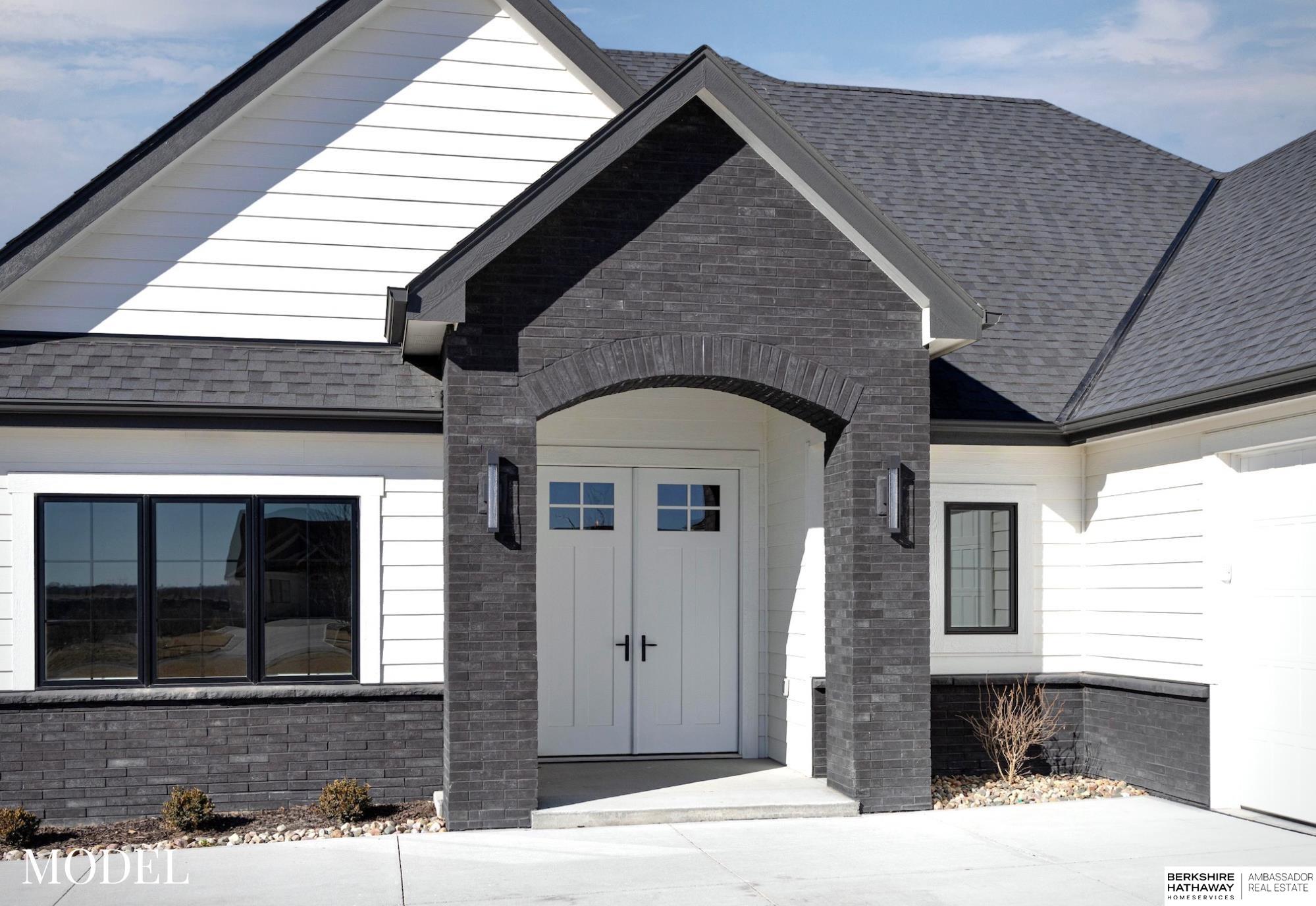 3016 S 209th Court