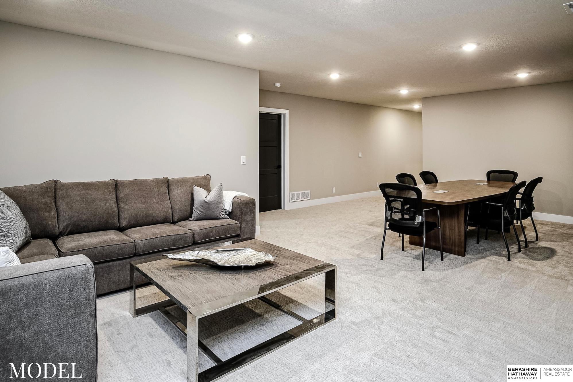 3016 S 209th Court