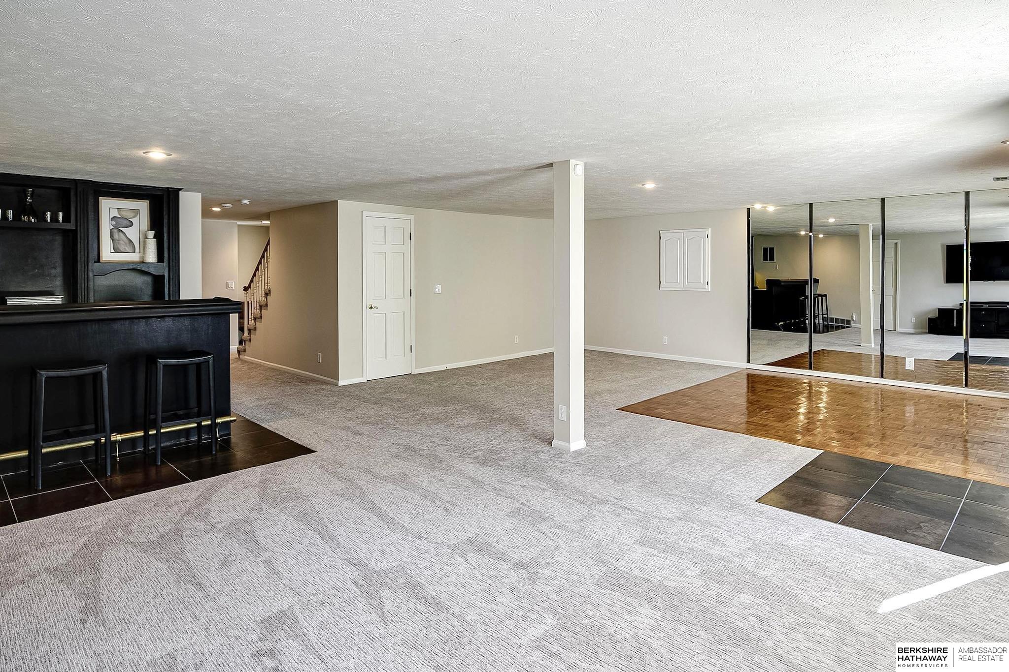 15511 Pierce Circle