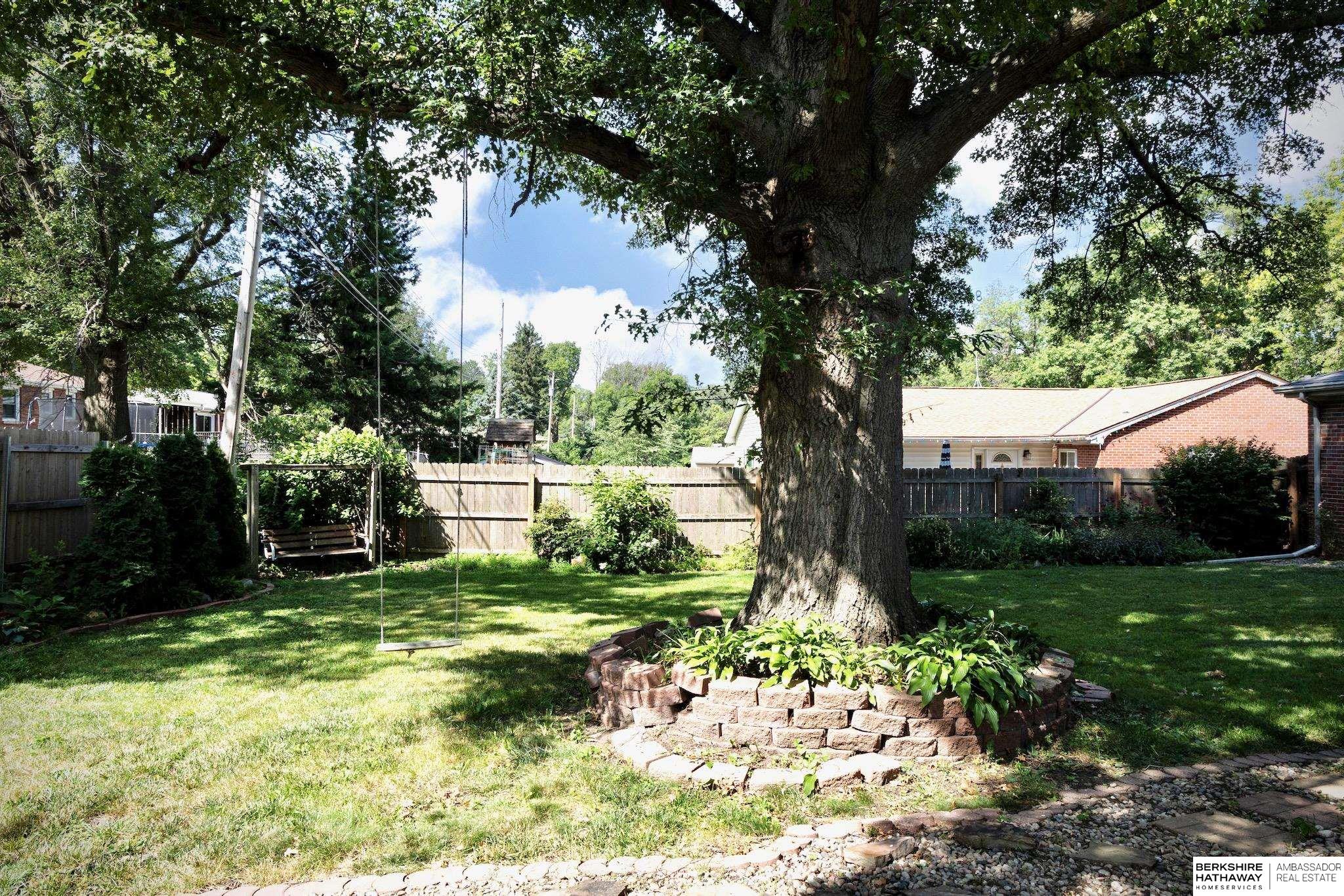 4721 Valley Road