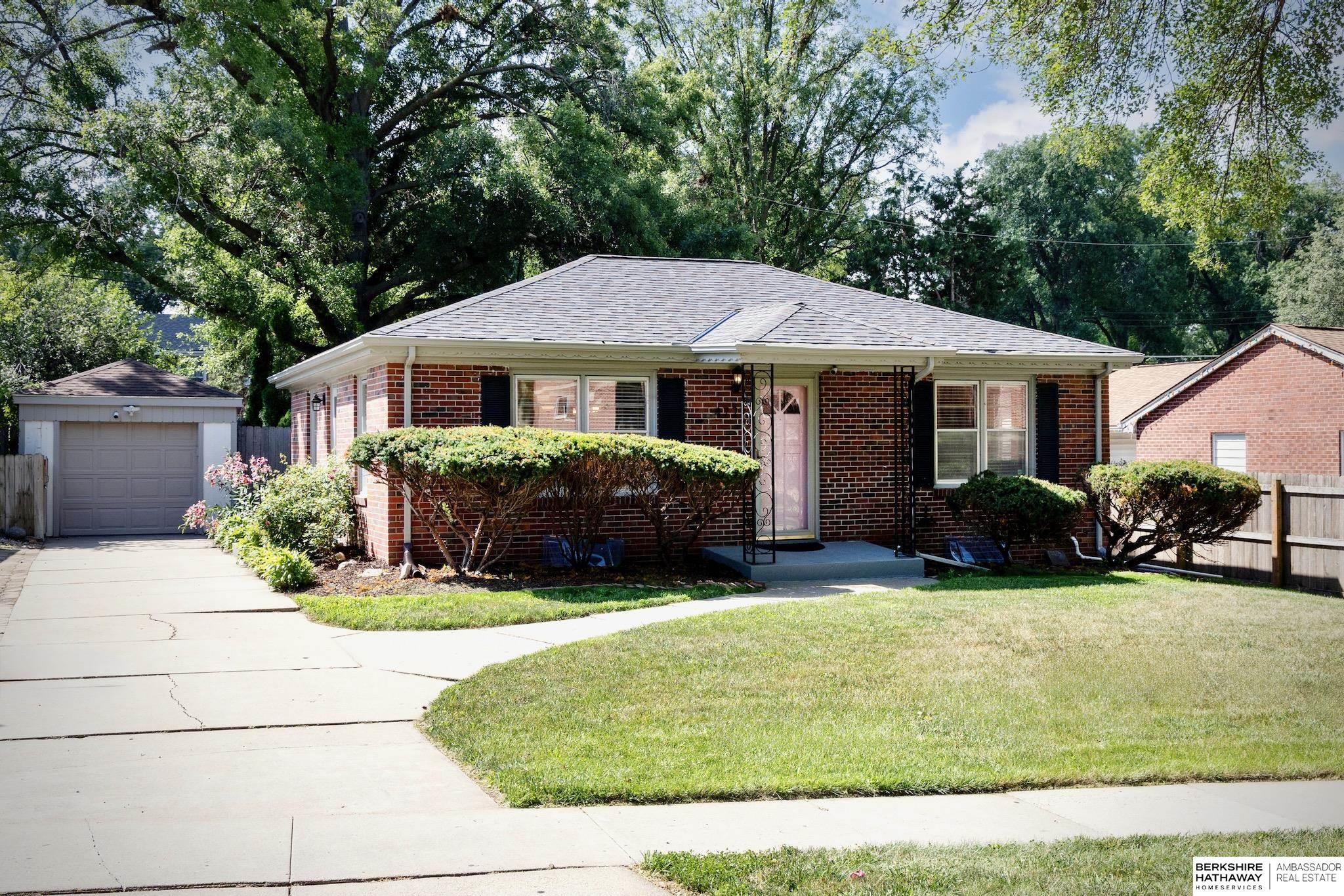 4721 Valley Road