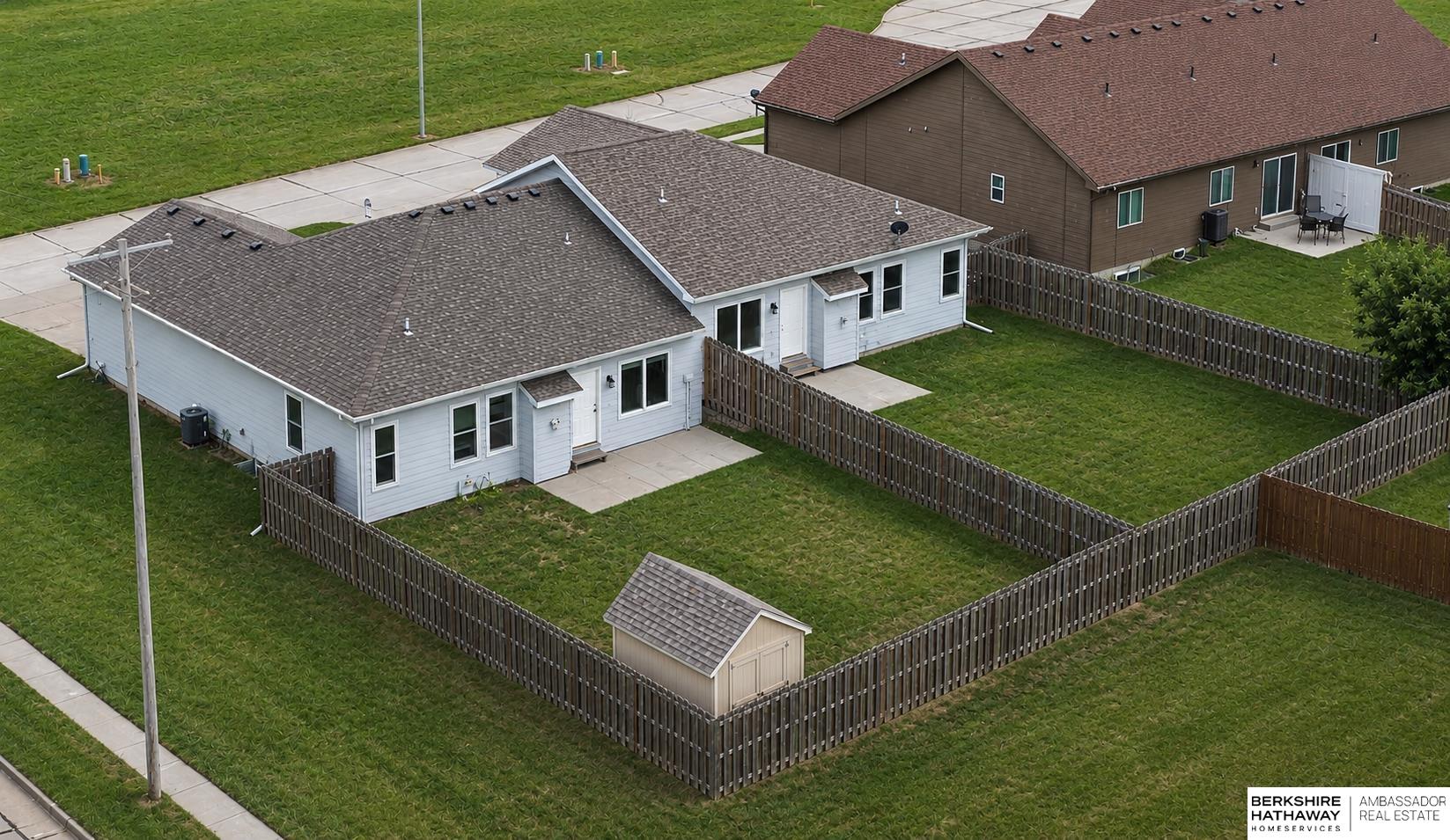 2708-2712 Viking Circle