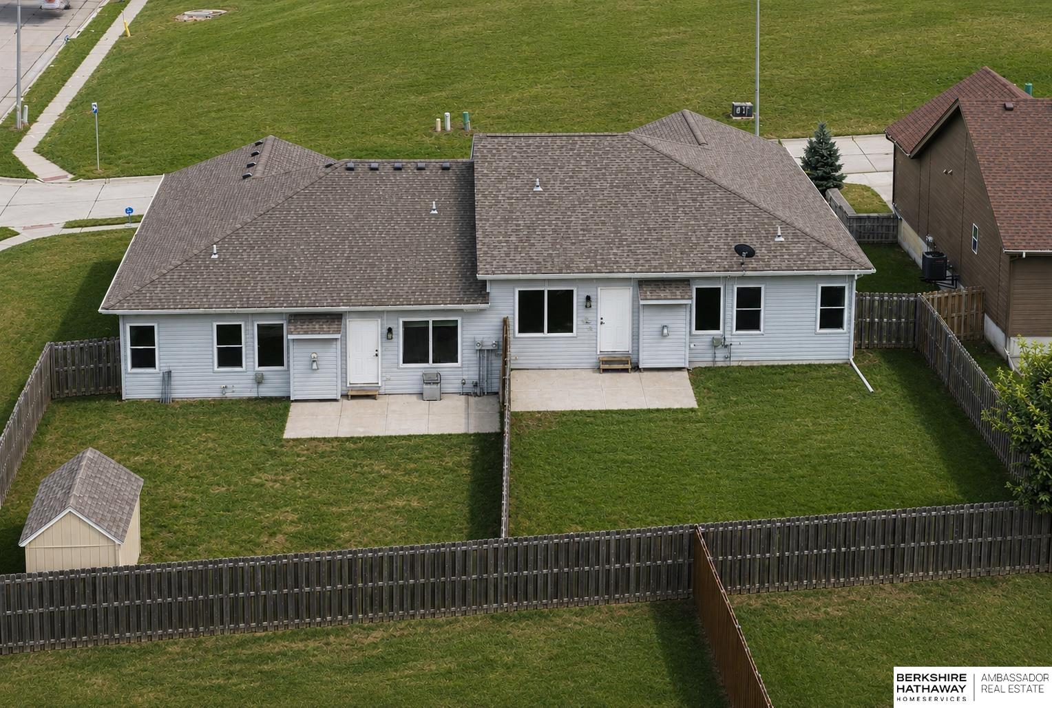 2708-2712 Viking Circle