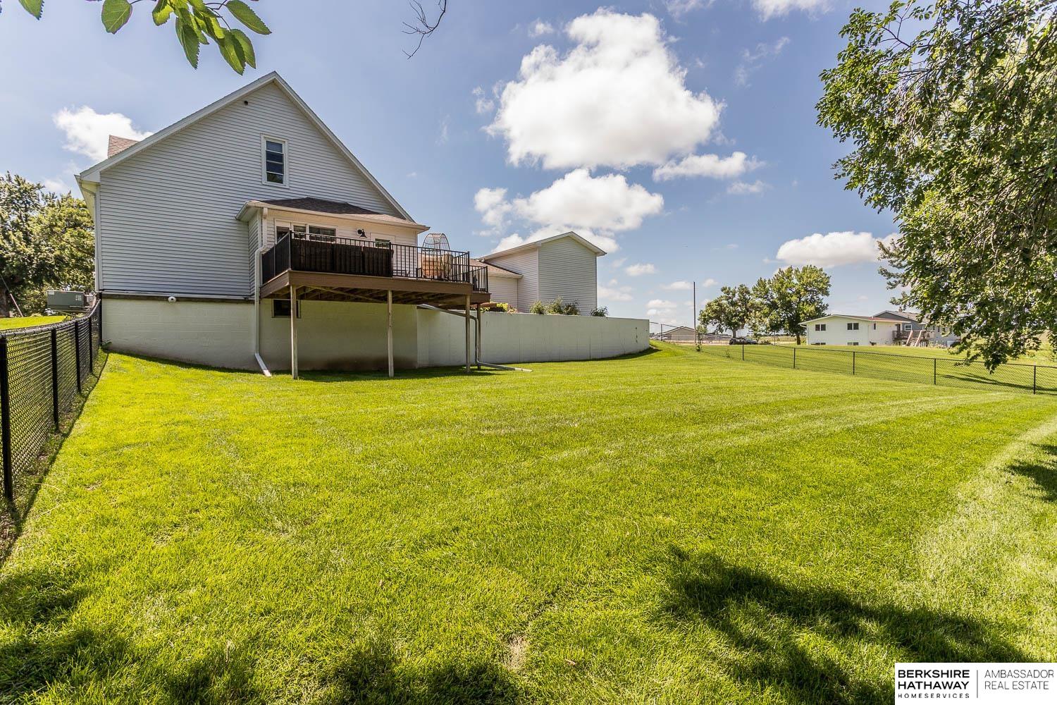 703 W Iowa Street