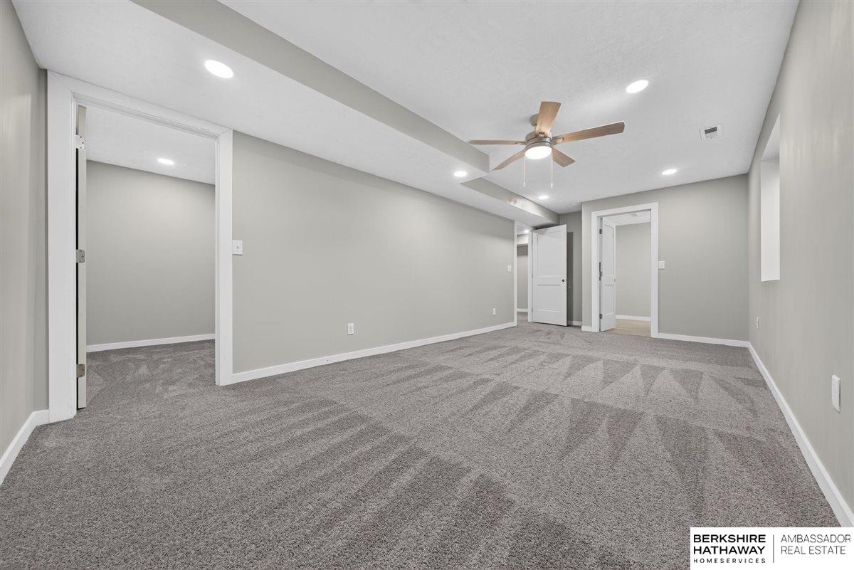 2708 Viking Circle
