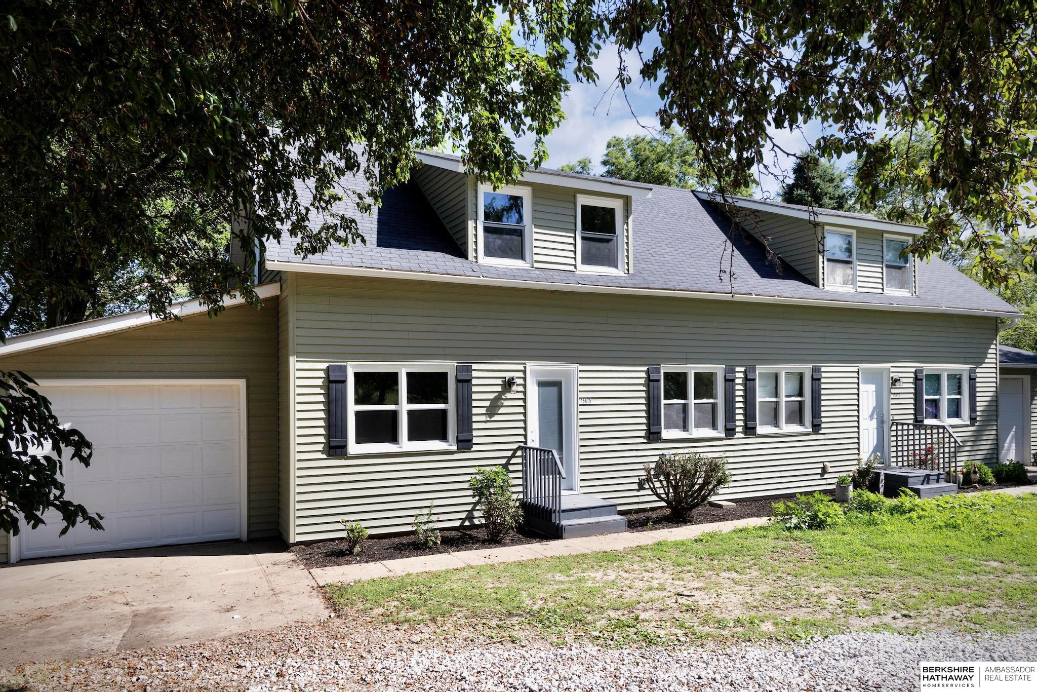 15873 US Hwy 75
