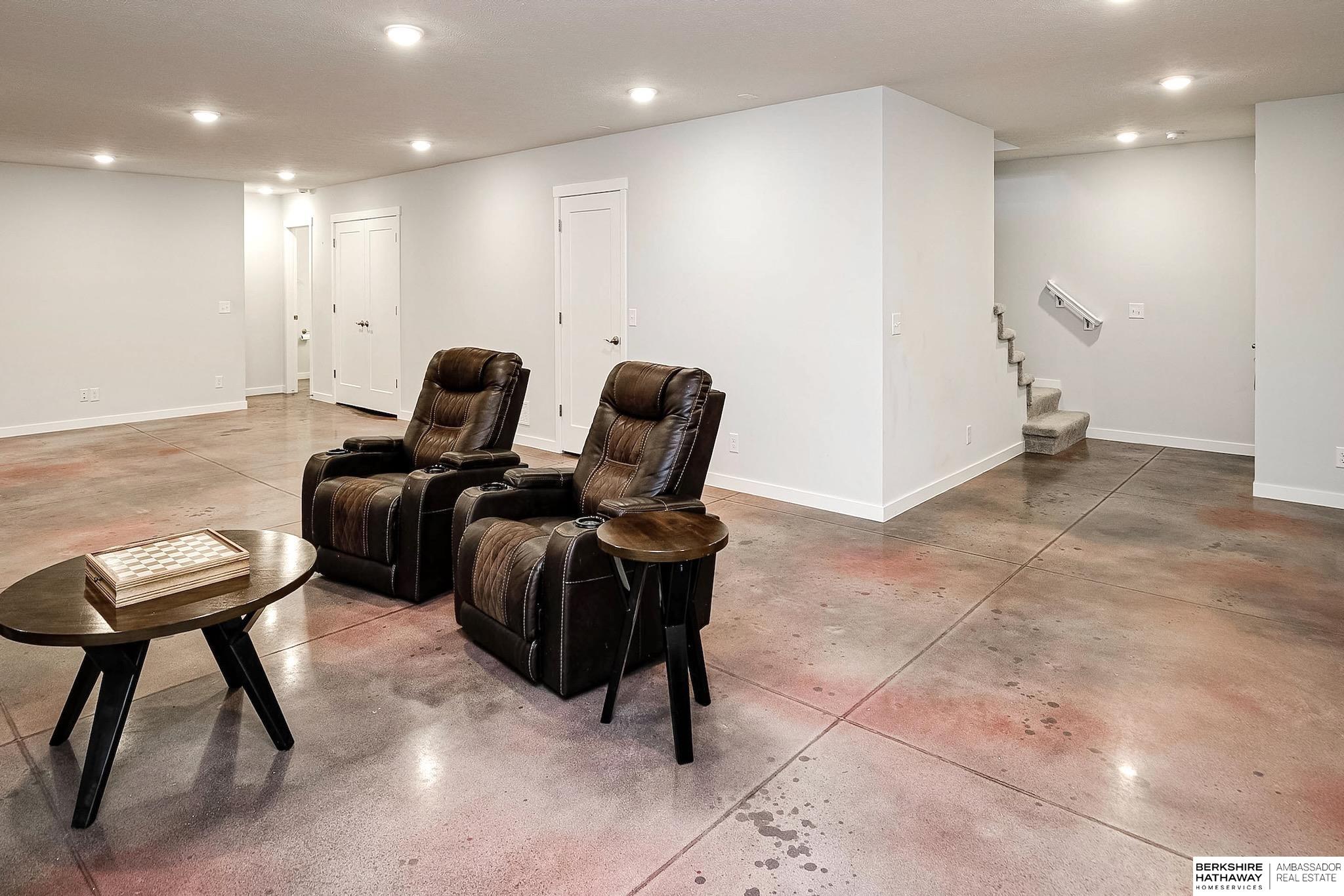 8016 S 184th Street