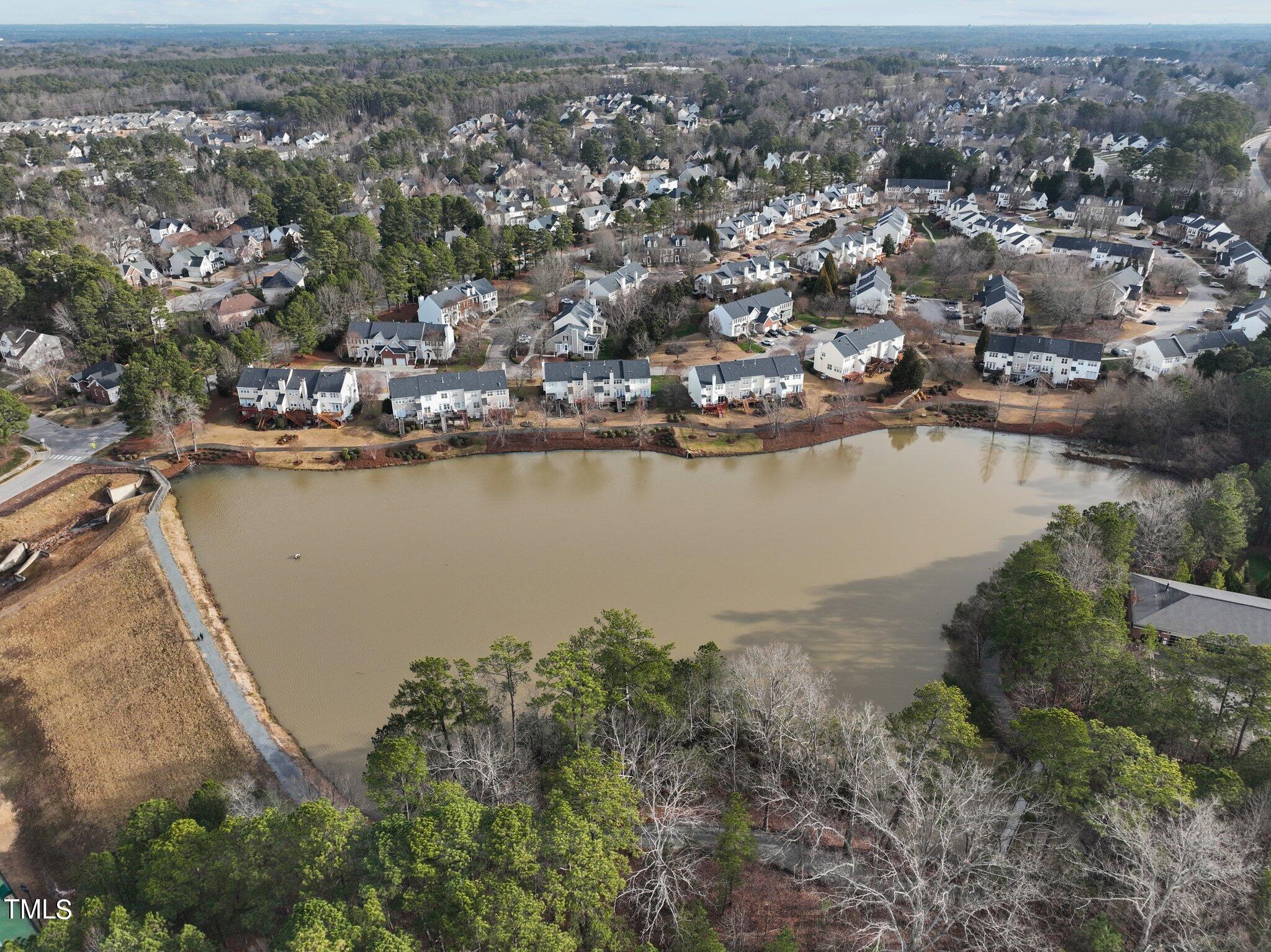 106 Nottinghill Walk