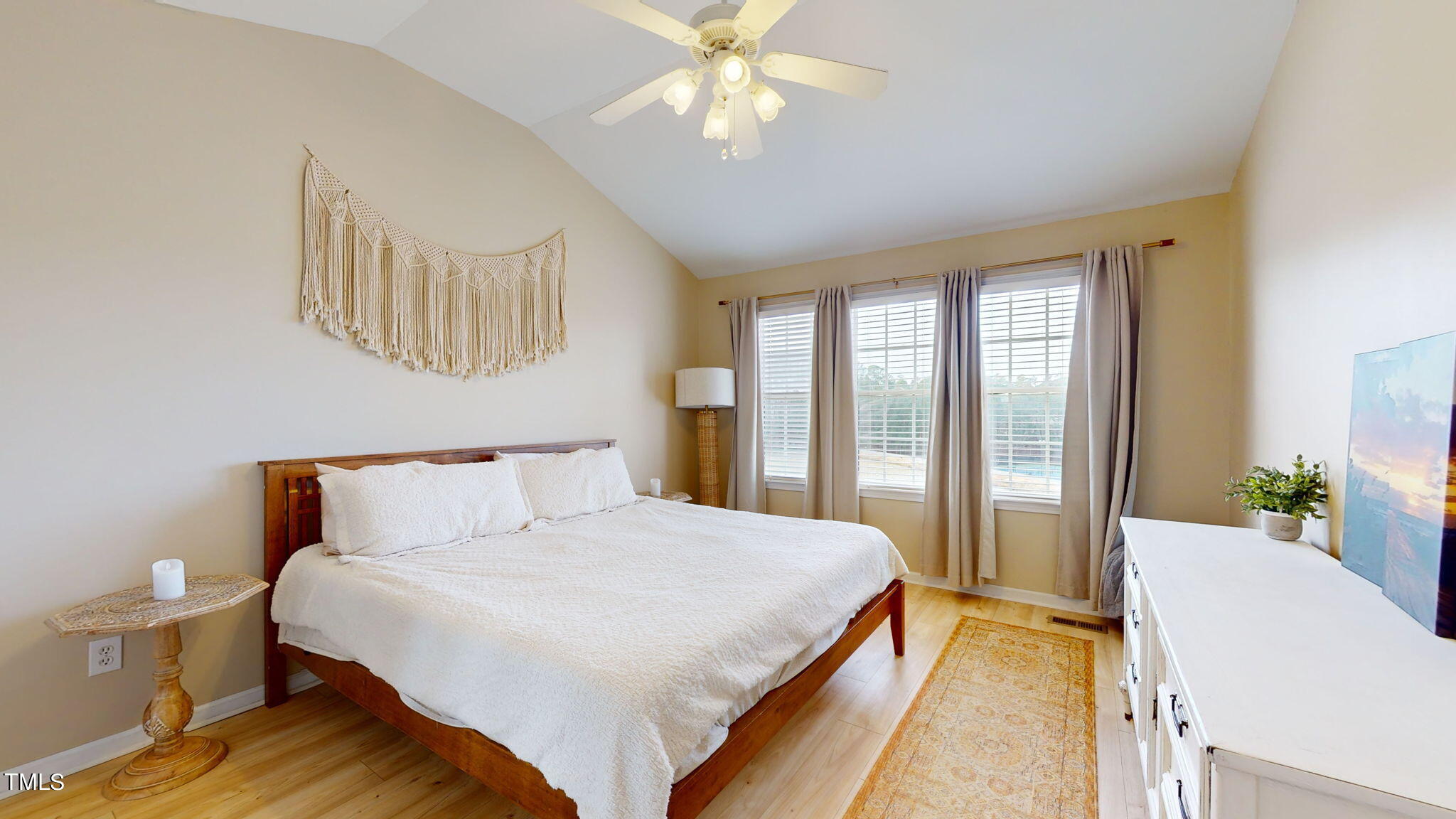 106 Nottinghill Walk