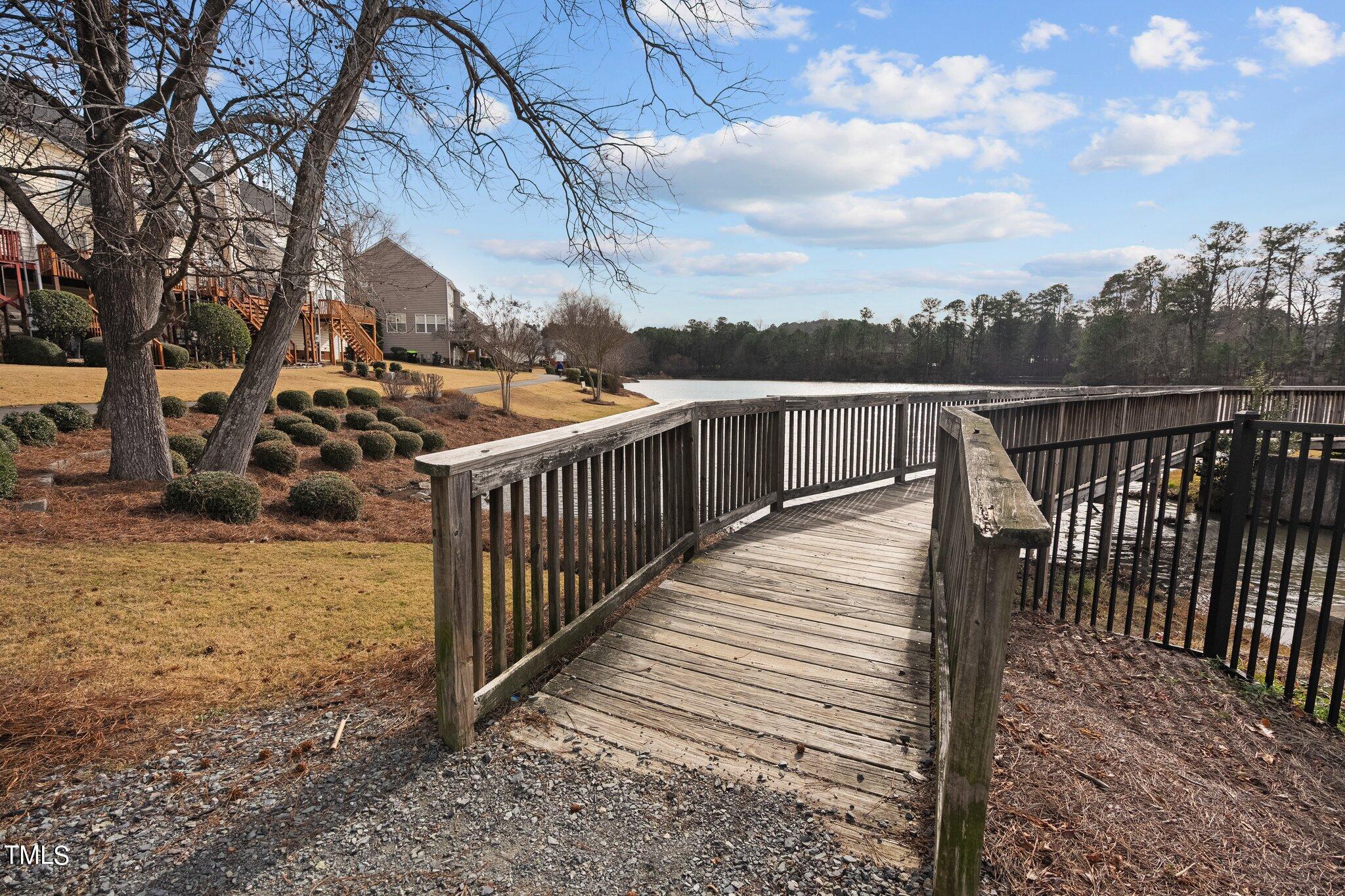 106 Nottinghill Walk