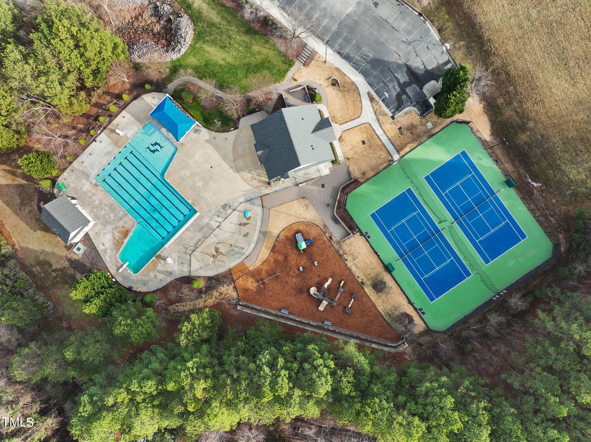 106 Nottinghill Walk