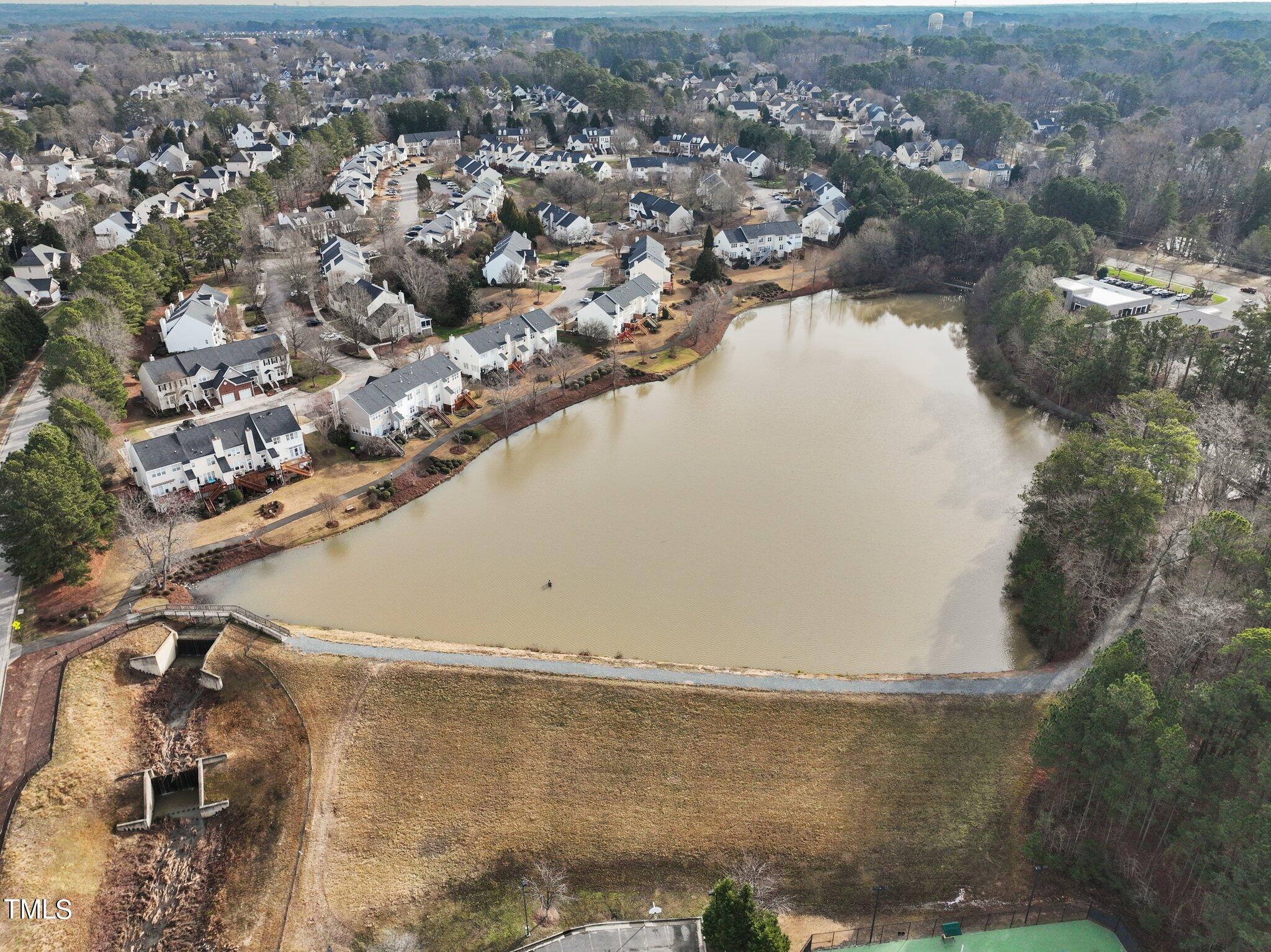 106 Nottinghill Walk