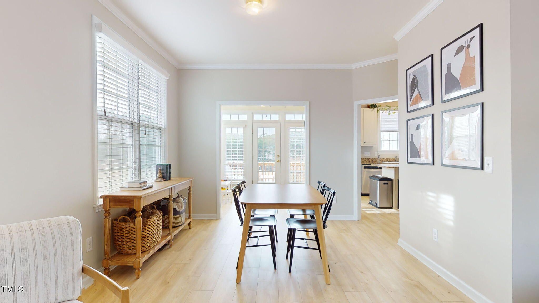 106 Nottinghill Walk