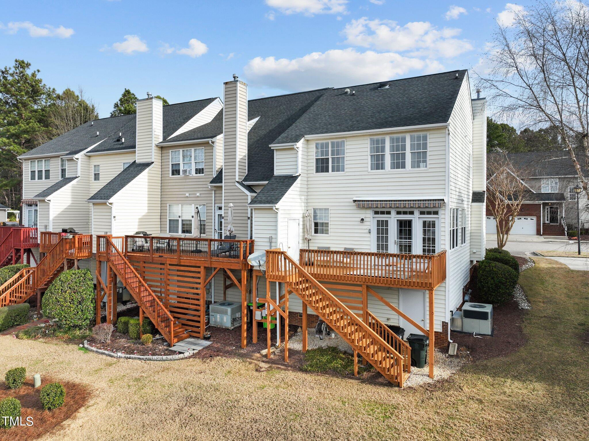 106 Nottinghill Walk