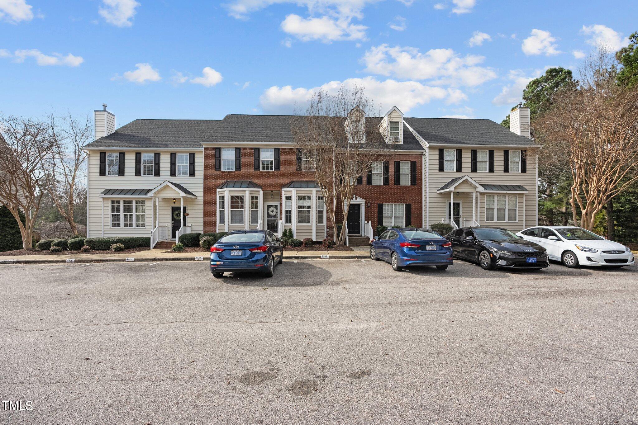 106 Nottinghill Walk