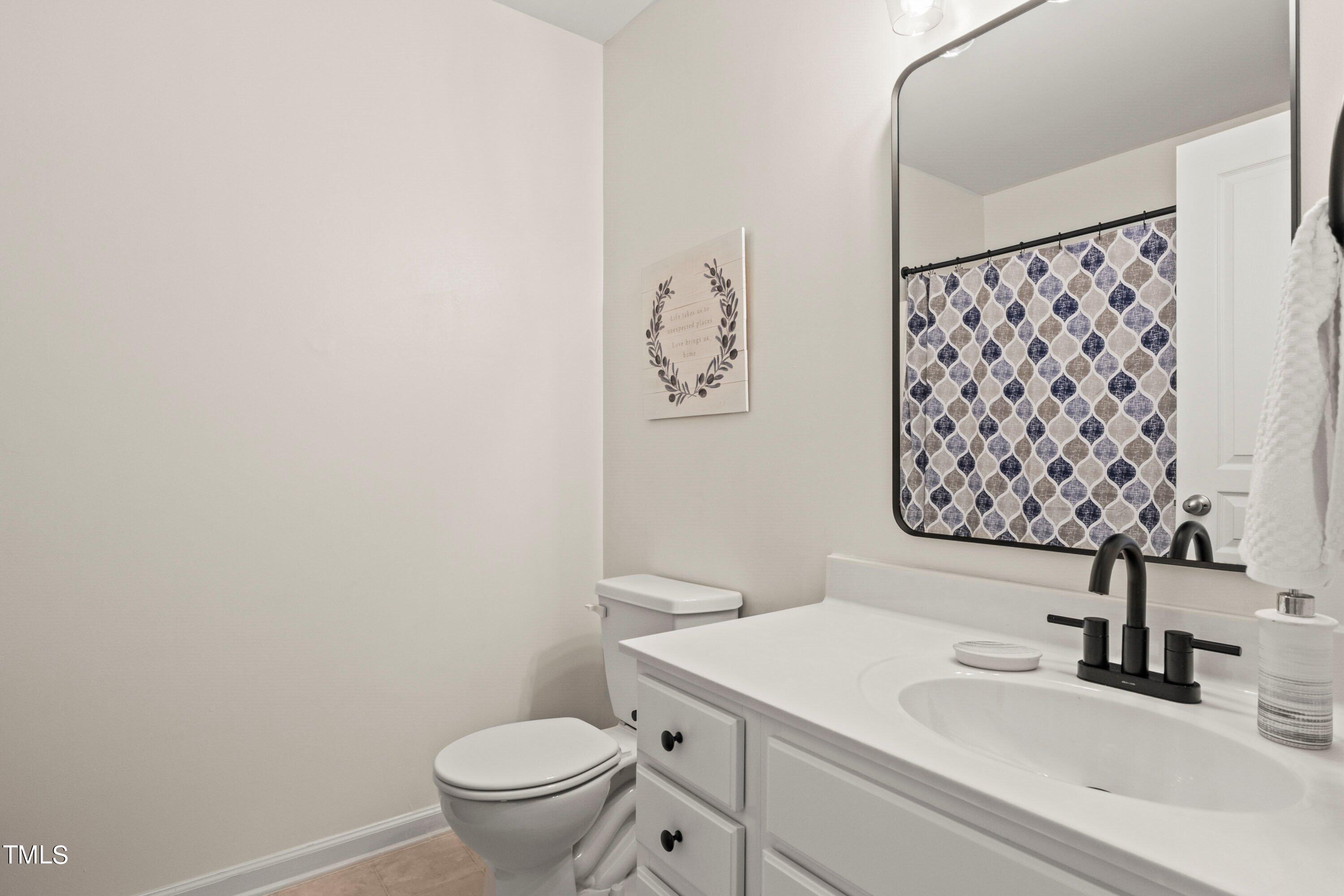 5476 Crescentview Parkway