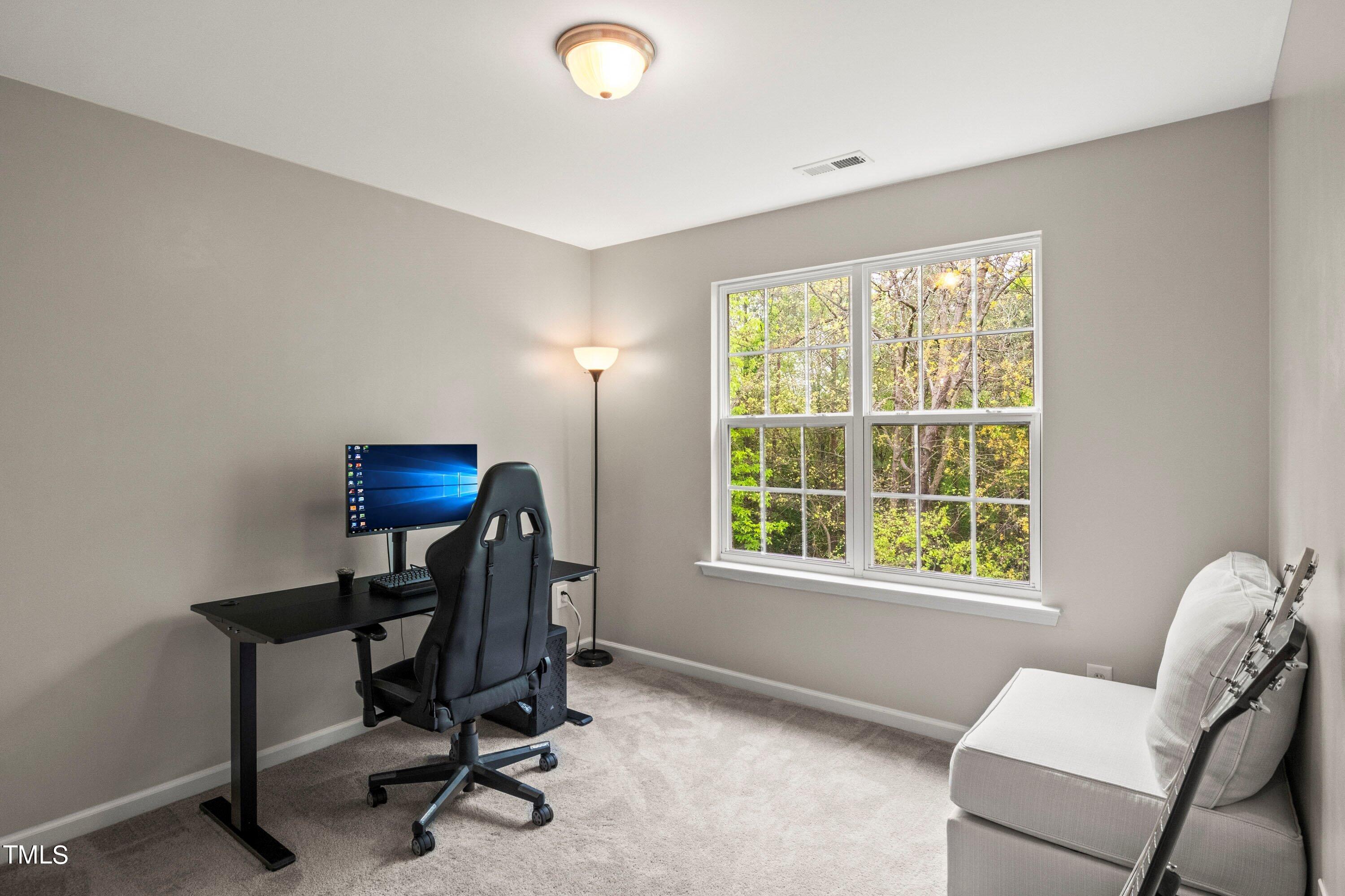 5476 Crescentview Parkway