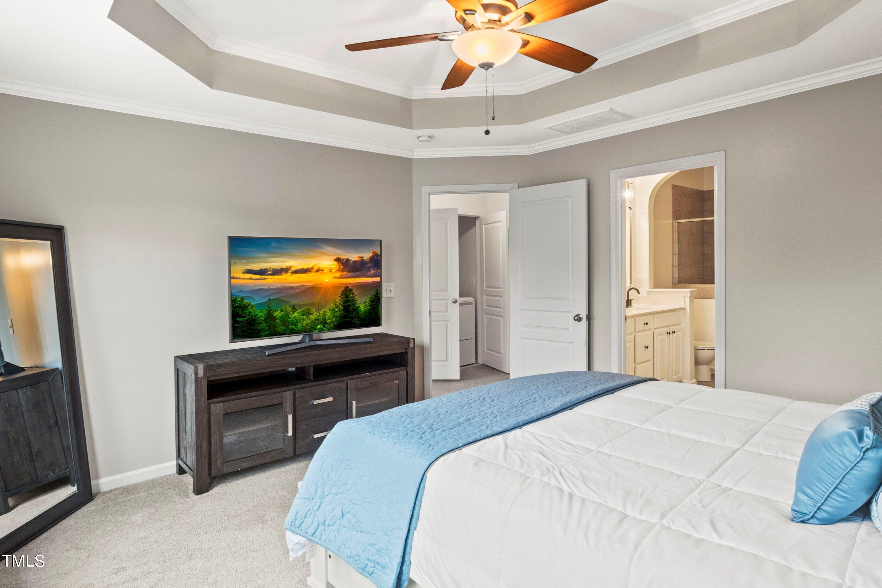 5476 Crescentview Parkway