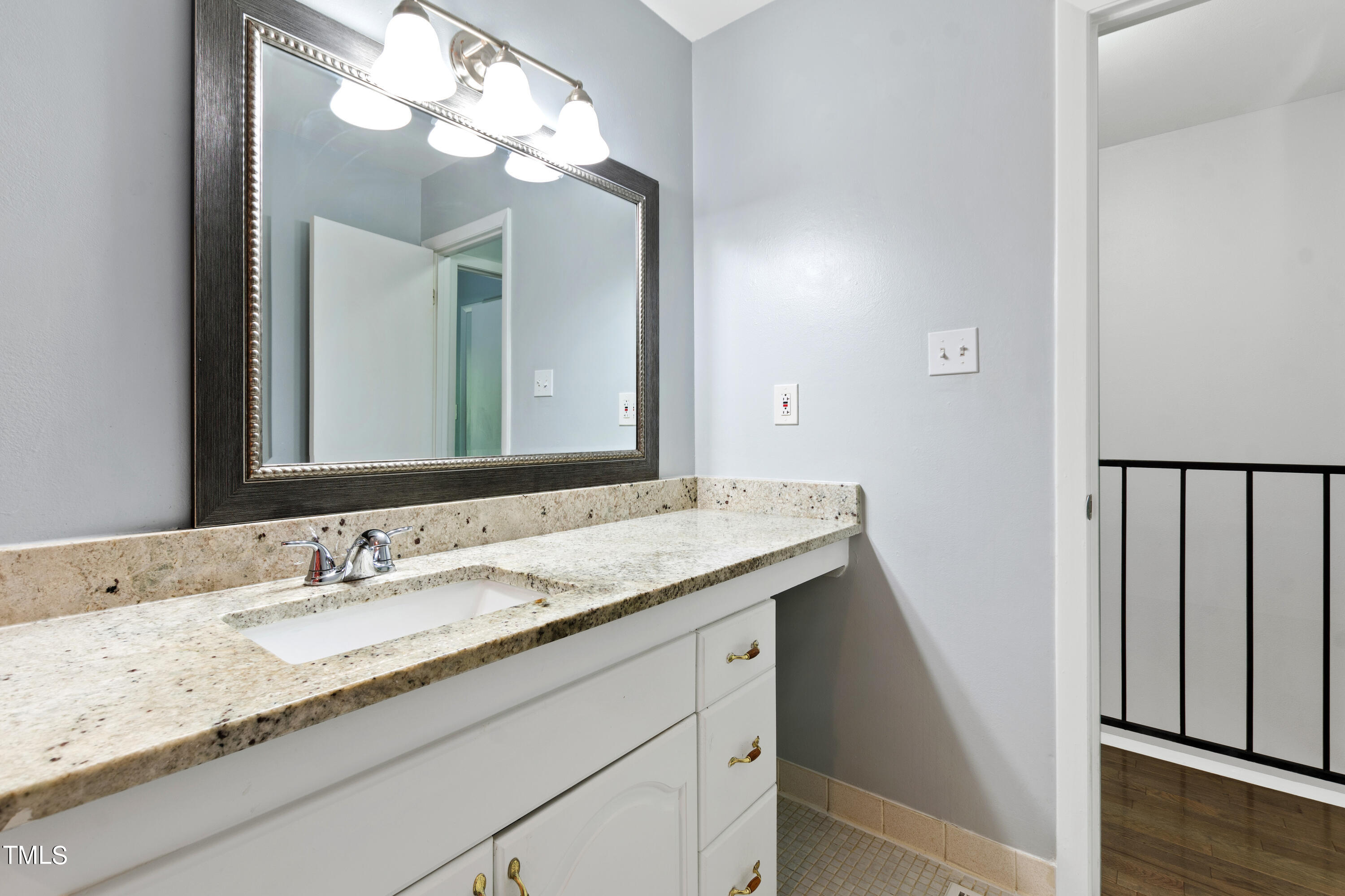 7122 Longstreet Drive # B