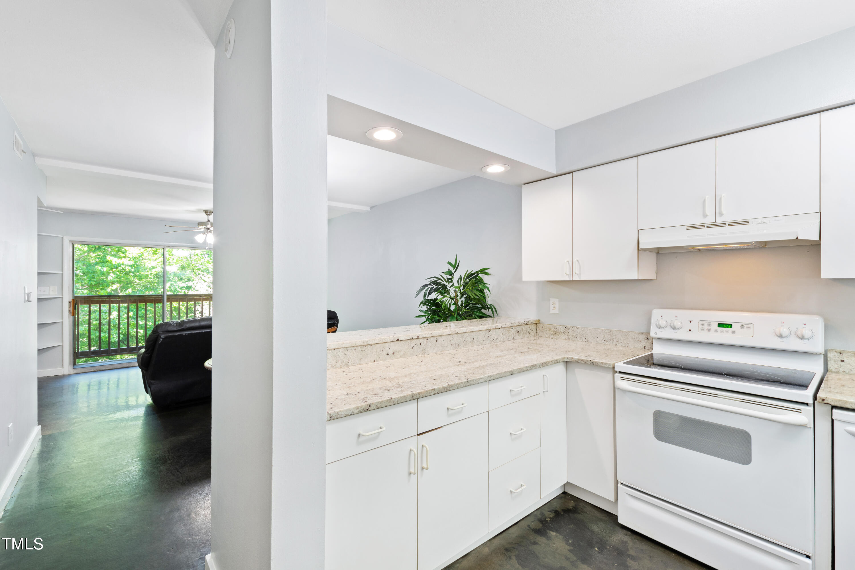 7122 Longstreet Drive # B