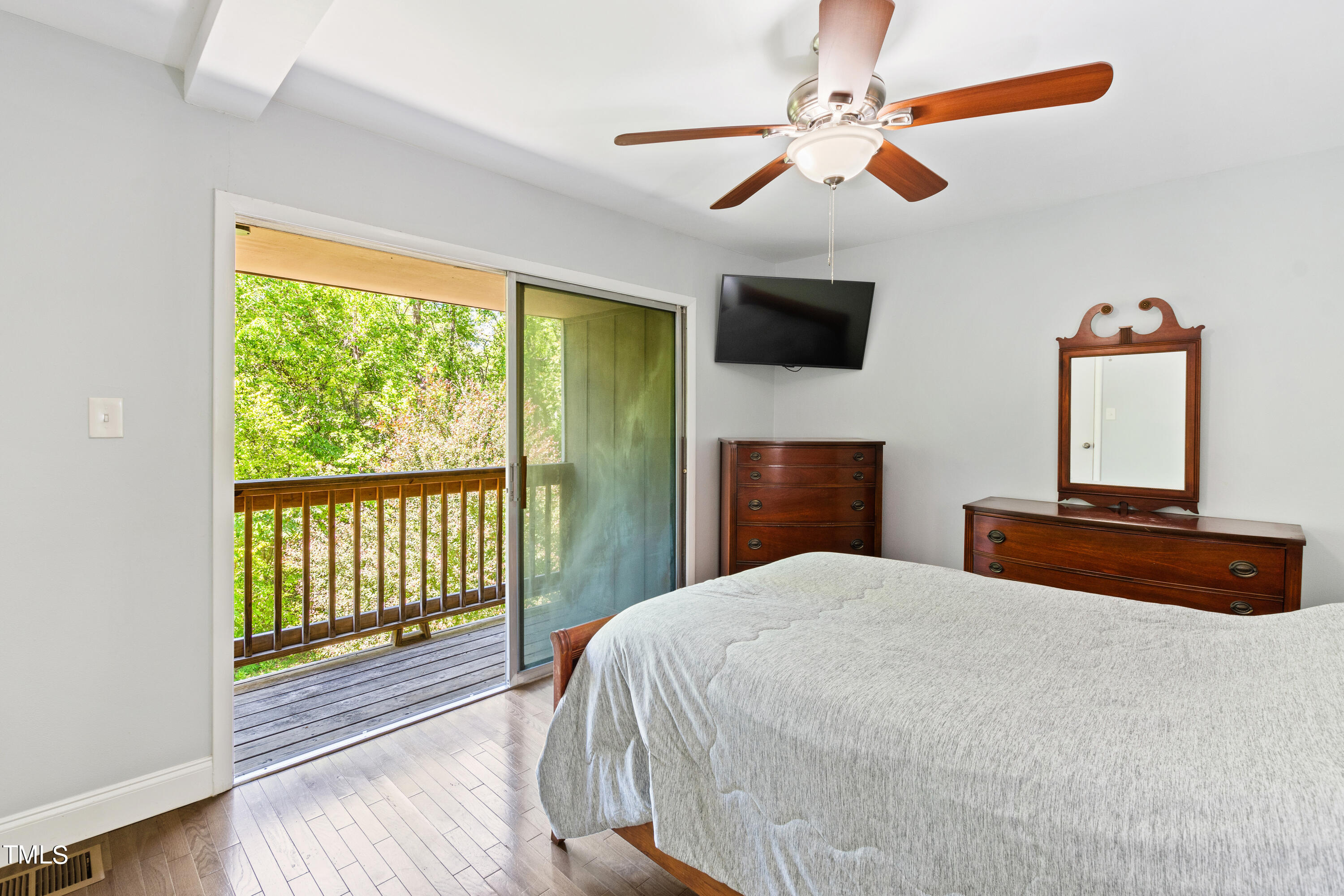 7122 Longstreet Drive # B