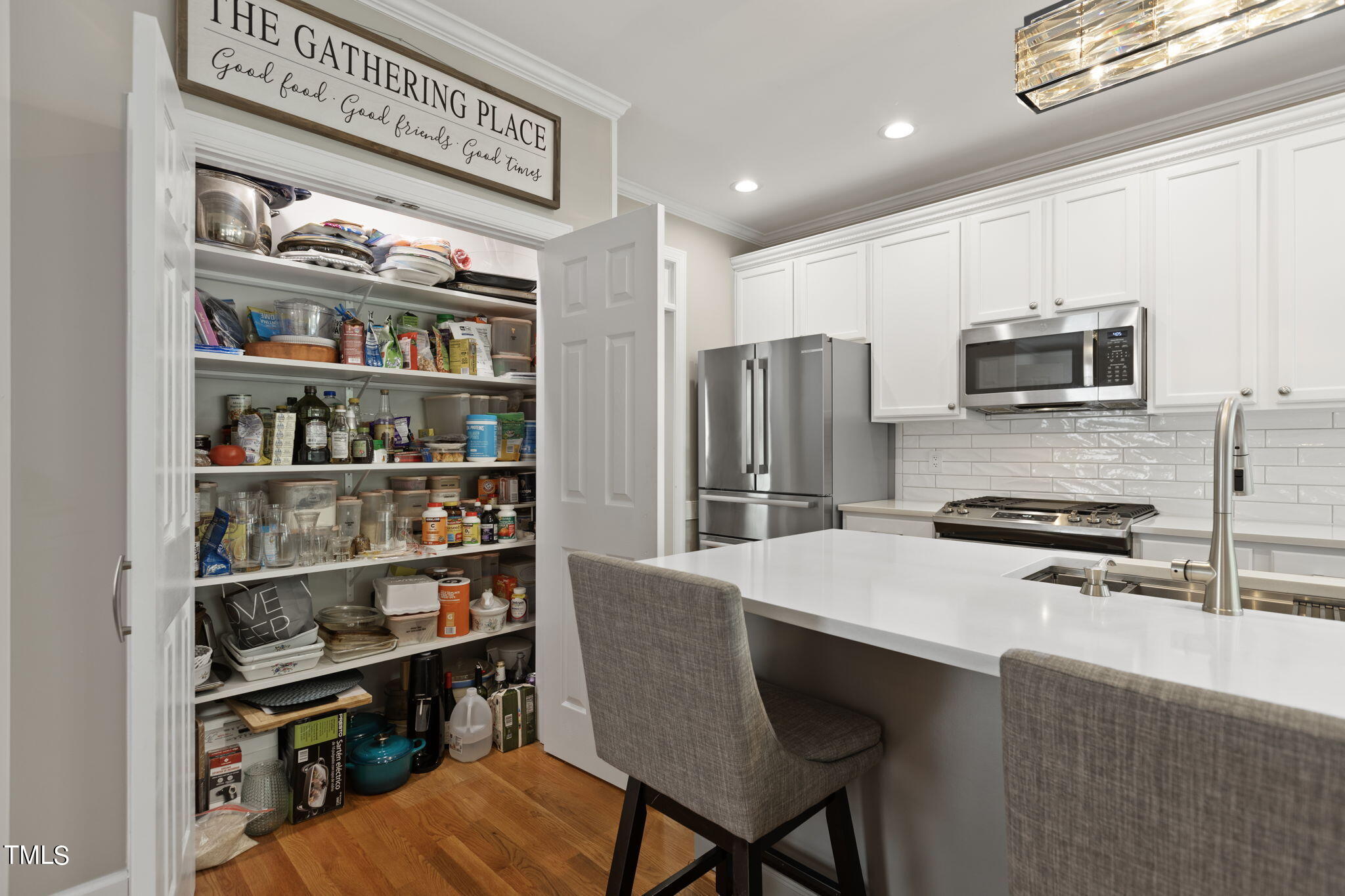 611 Carpenter Town Lane