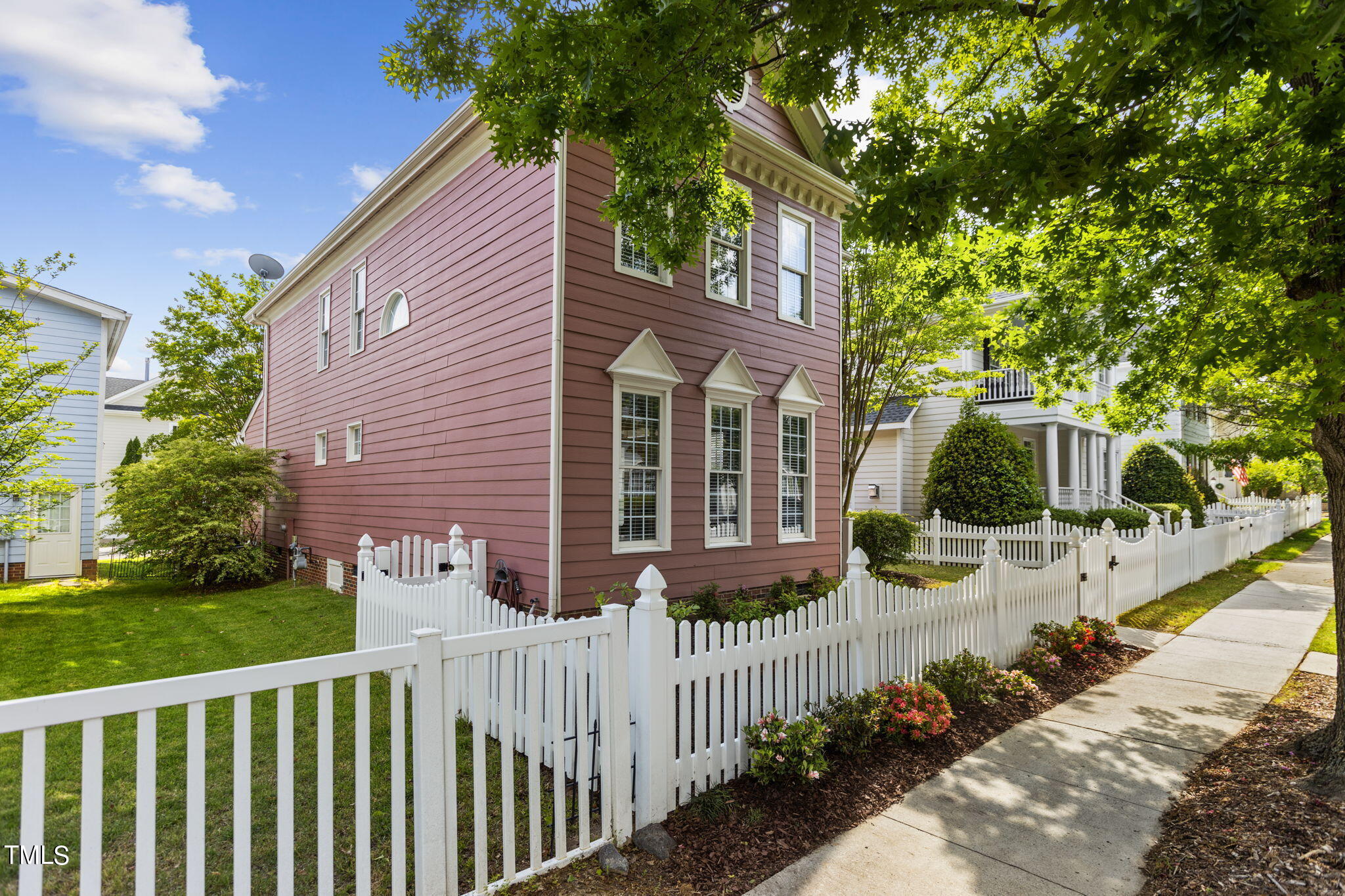 611 Carpenter Town Lane