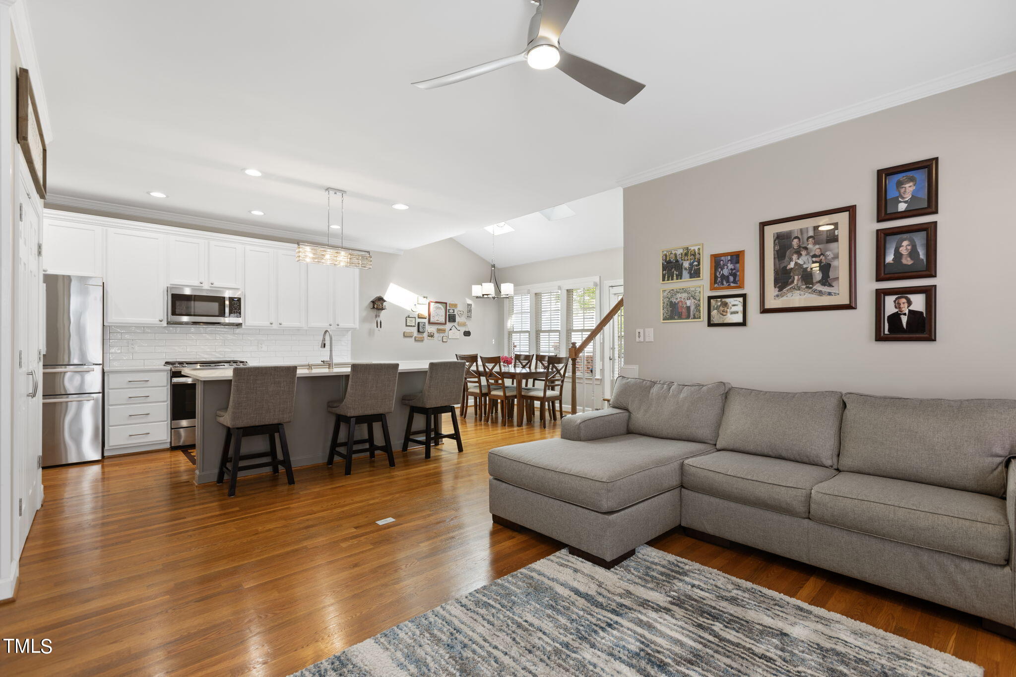 611 Carpenter Town Lane