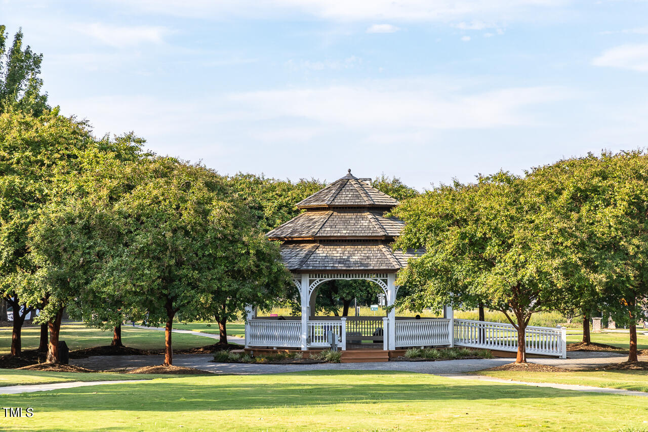 611 Carpenter Town Lane