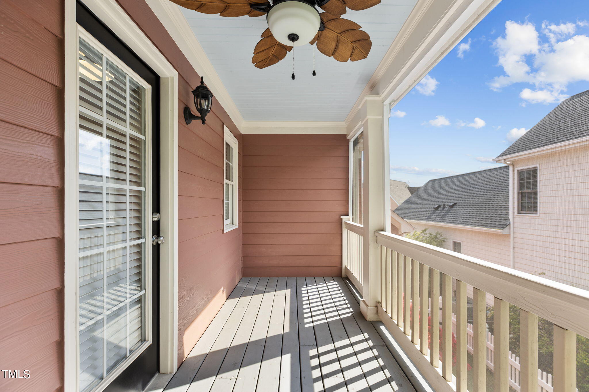 611 Carpenter Town Lane