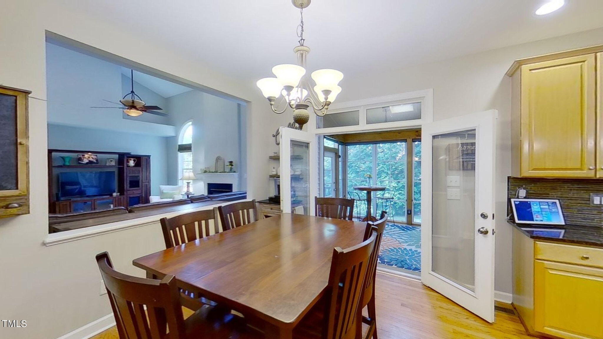 1256 Horsham Way